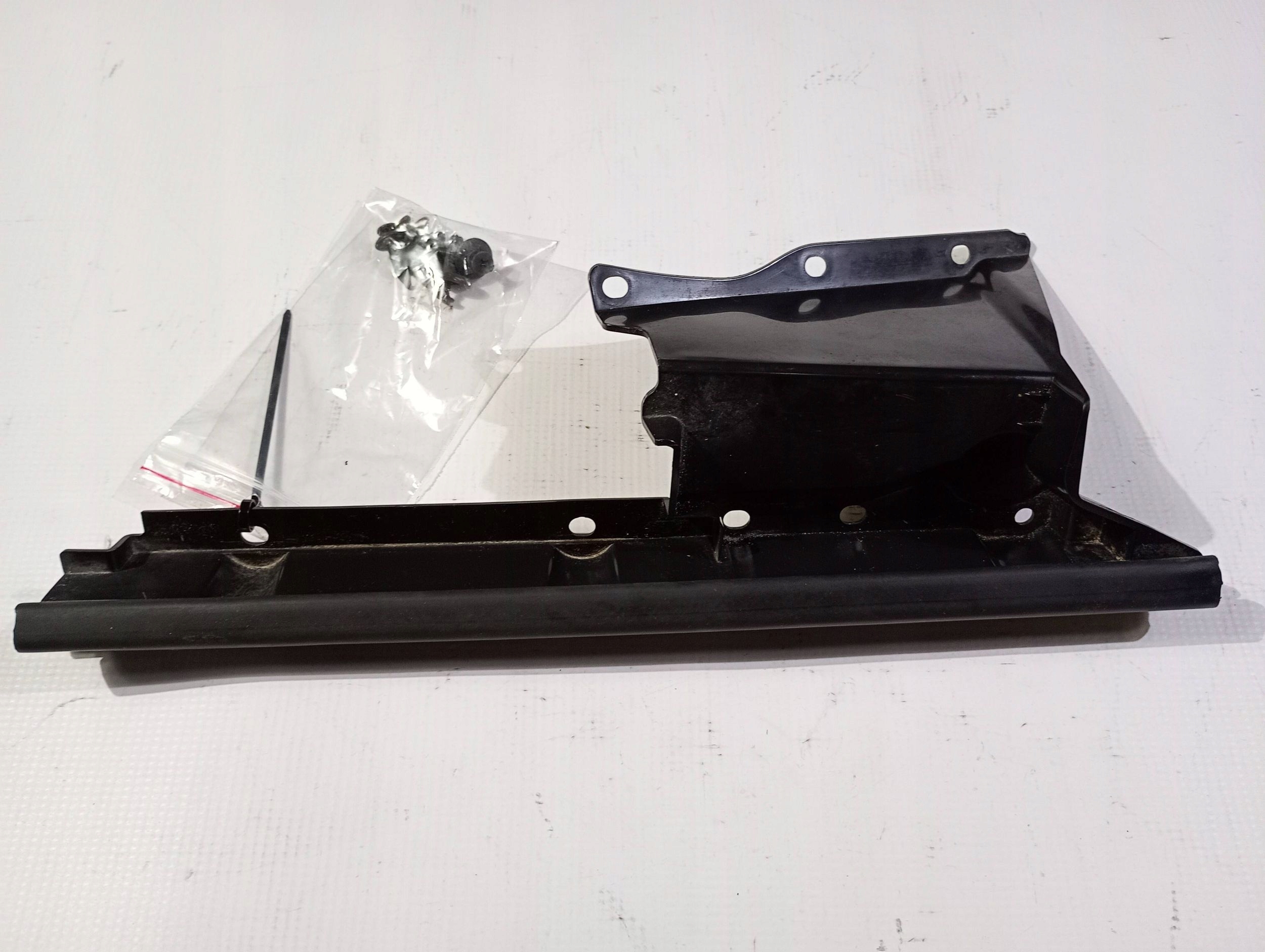 Insonorisation Aile Droit Joint du capot Moteur Ford Edge II 2015
