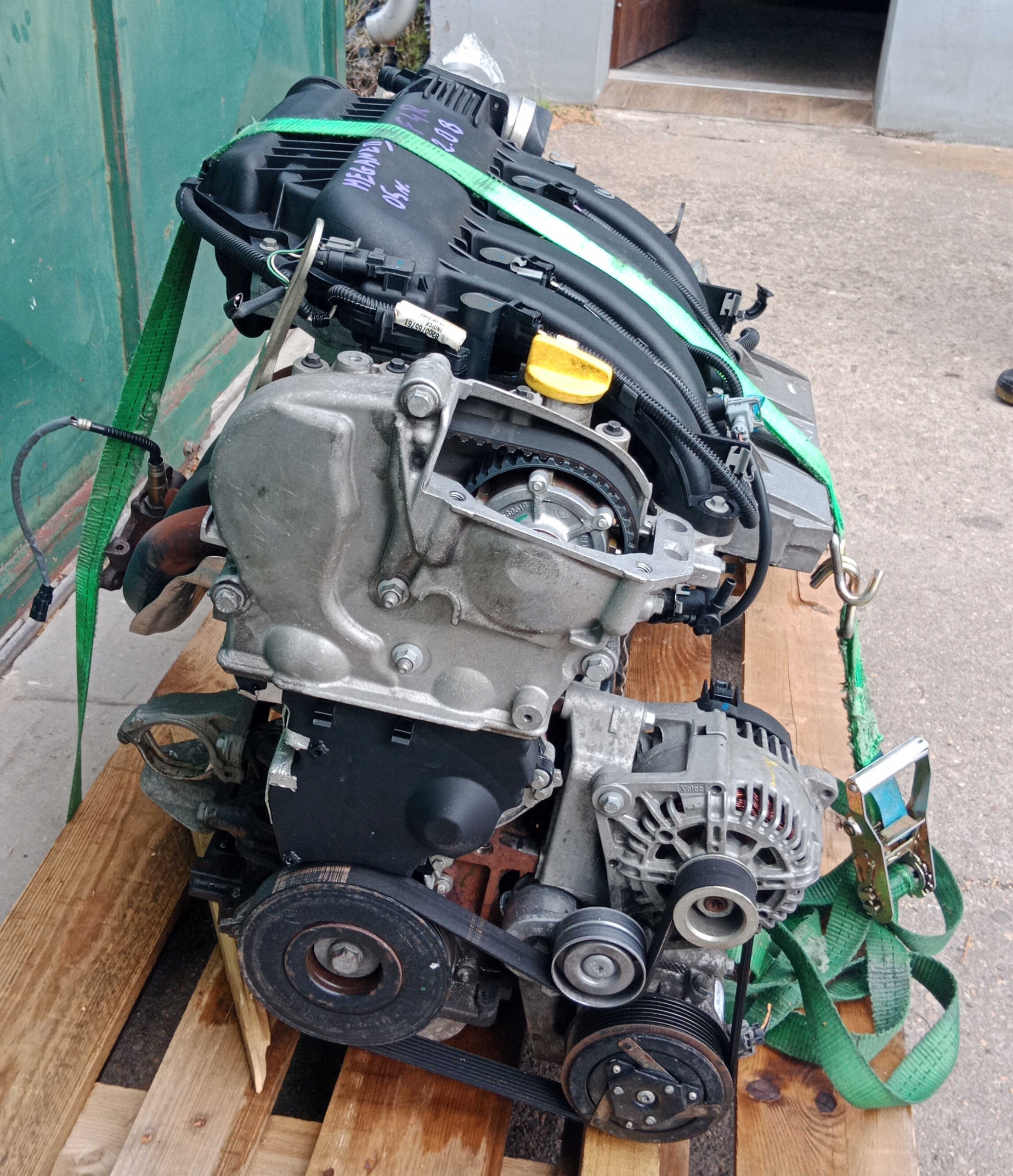 RENAULT MEGANE II 2.0B 05R engine complete F4RZ770