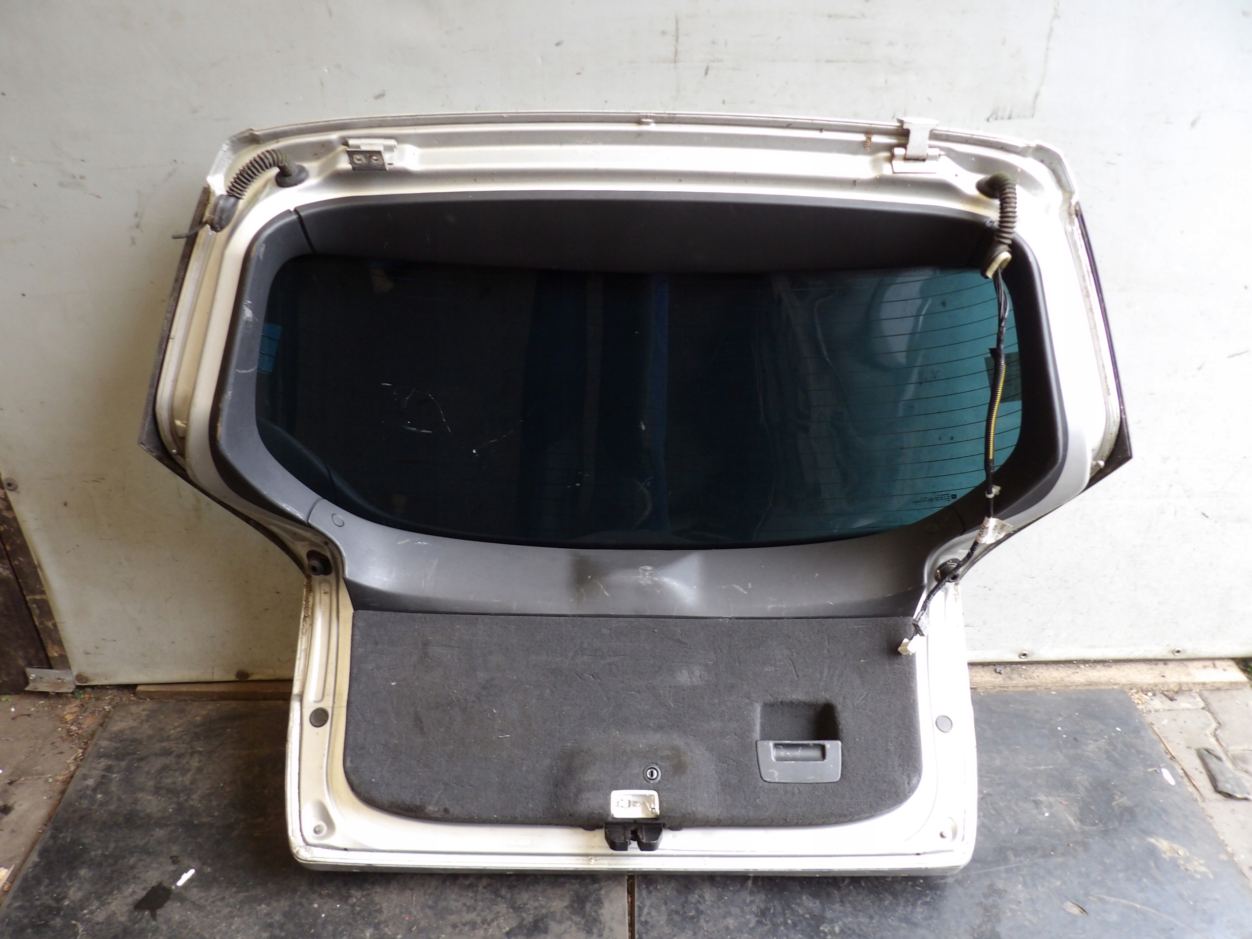 Opel Signum boot doors lak. Z157 HB 5D