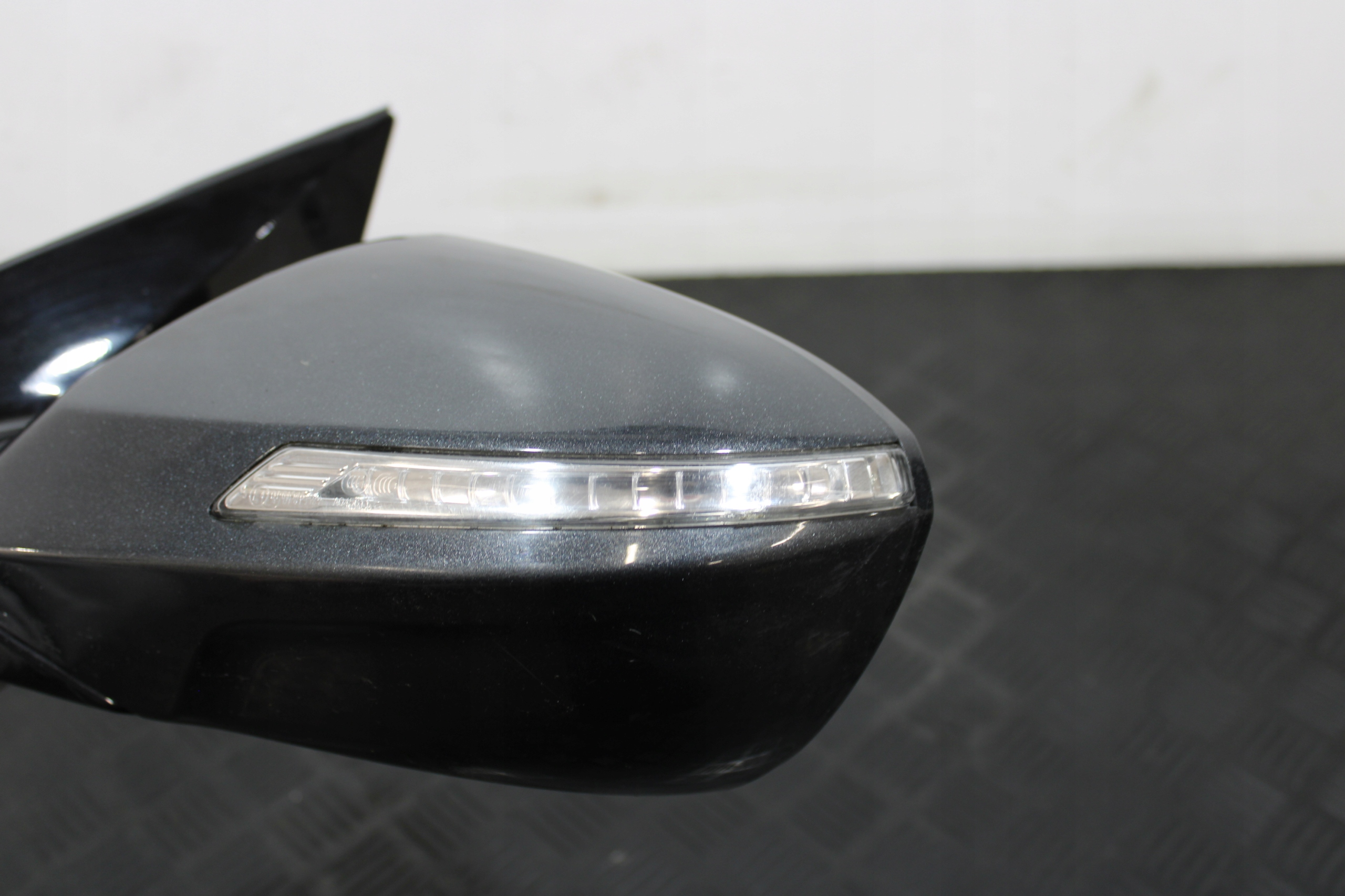 mirror left 8 vertical HYUNDAI I40 LIFT