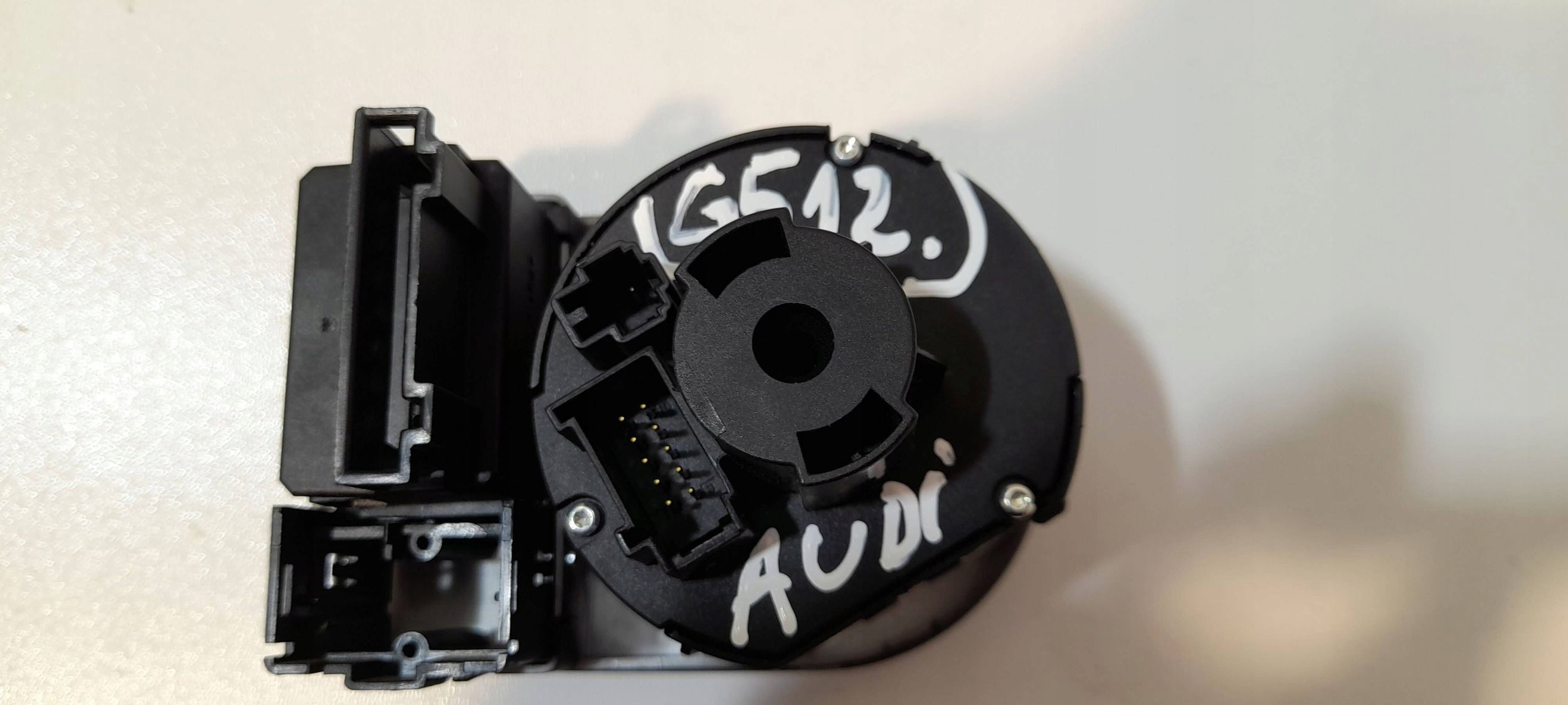 Audi Q3 8U light switch 8X1941531AM (G512)
