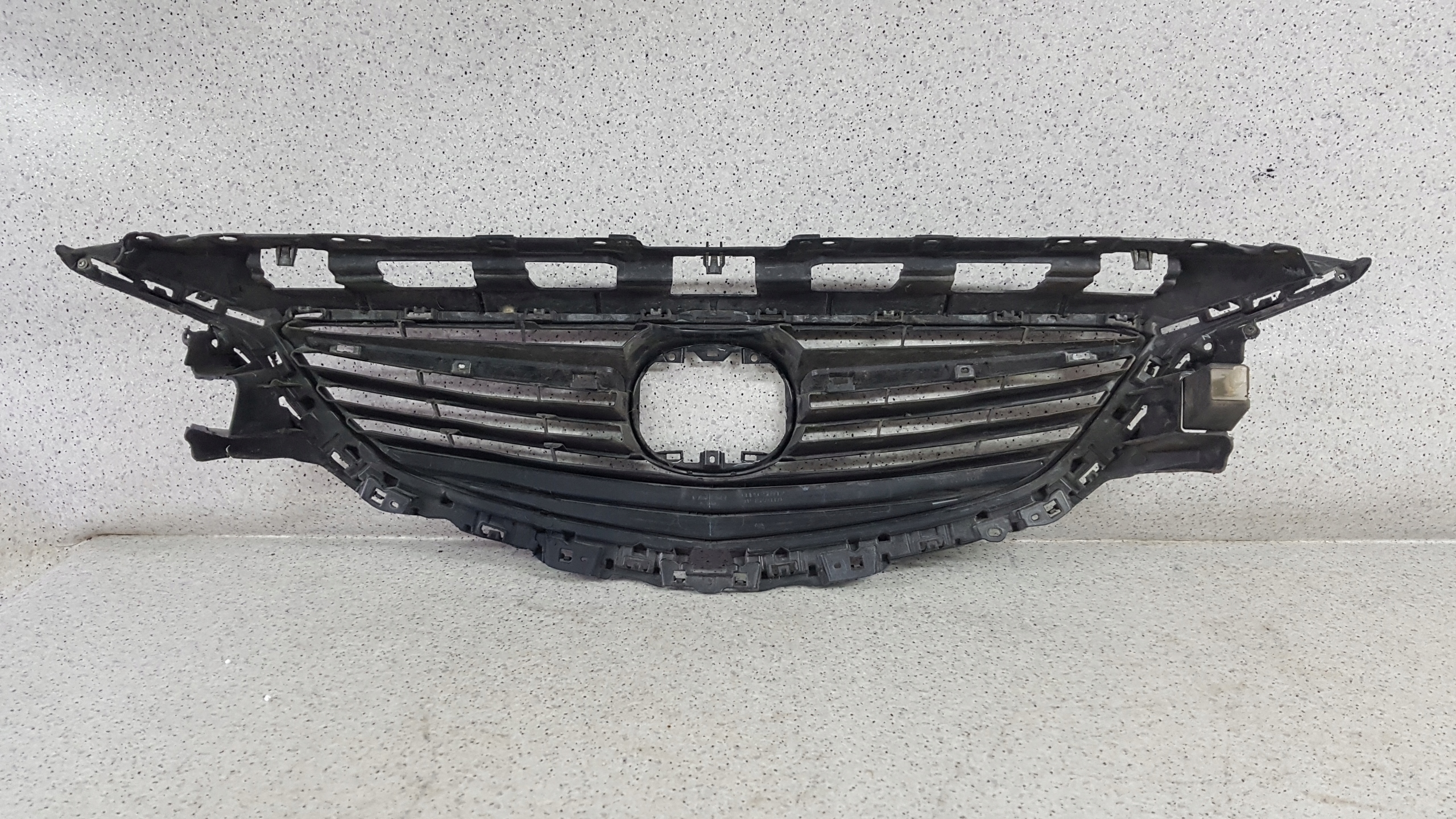 MAZDA 6 VI GJ 2012 - Grill Grill 2939
