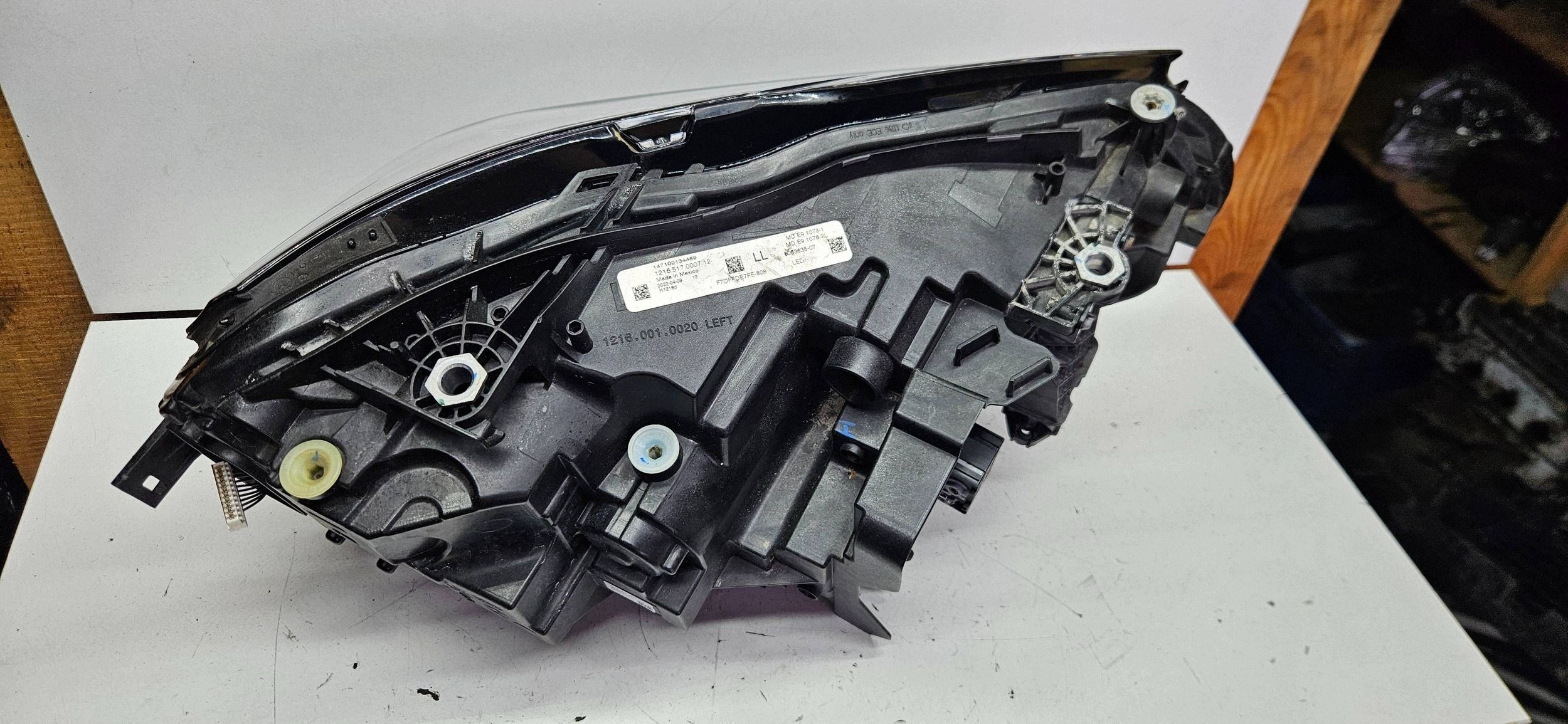 BMW 2 G42 shadow line light left front front Reflektor 8082635