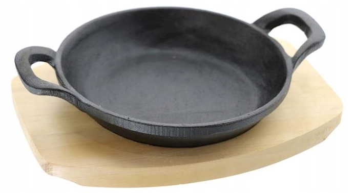 

Patelnia Żeliwna Mini 15CM Podstawka Do Serwowania