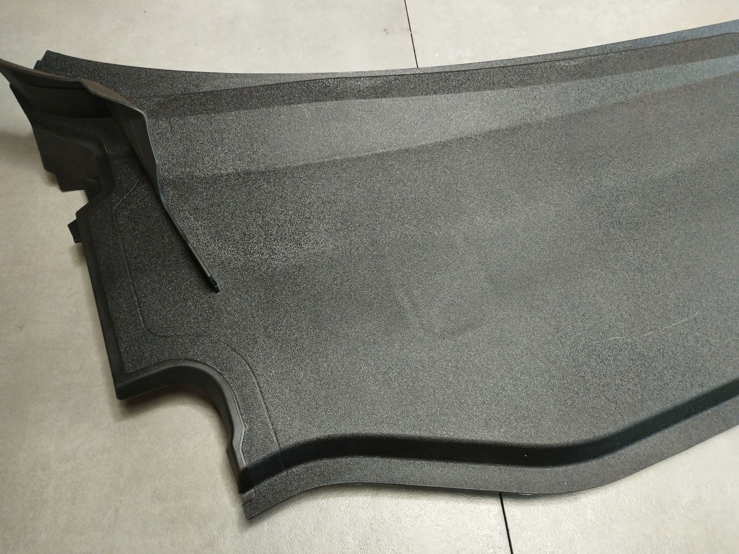 Audi A5 B10 torpedo right 8B1819404
