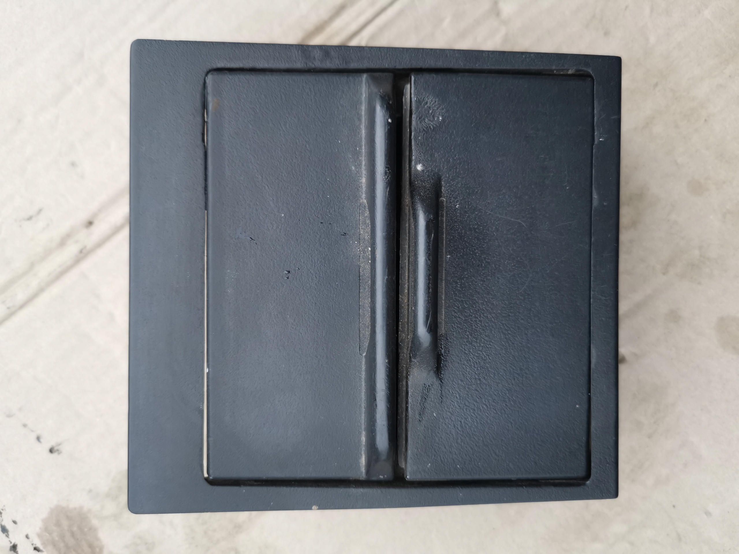 mercedes w124 ashtray passenger compartment 1248100430