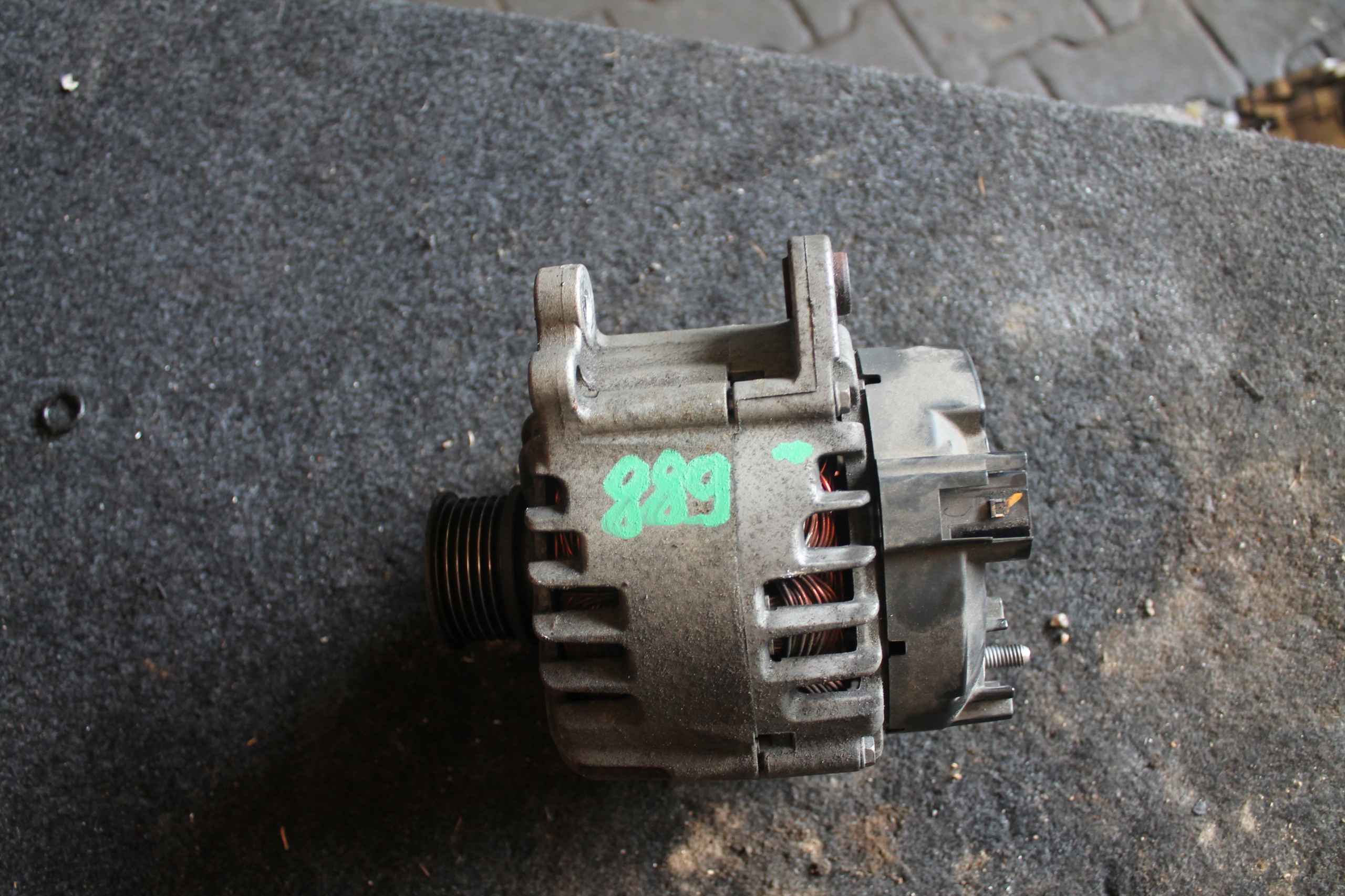 889. alternator VW T6 03N903023C