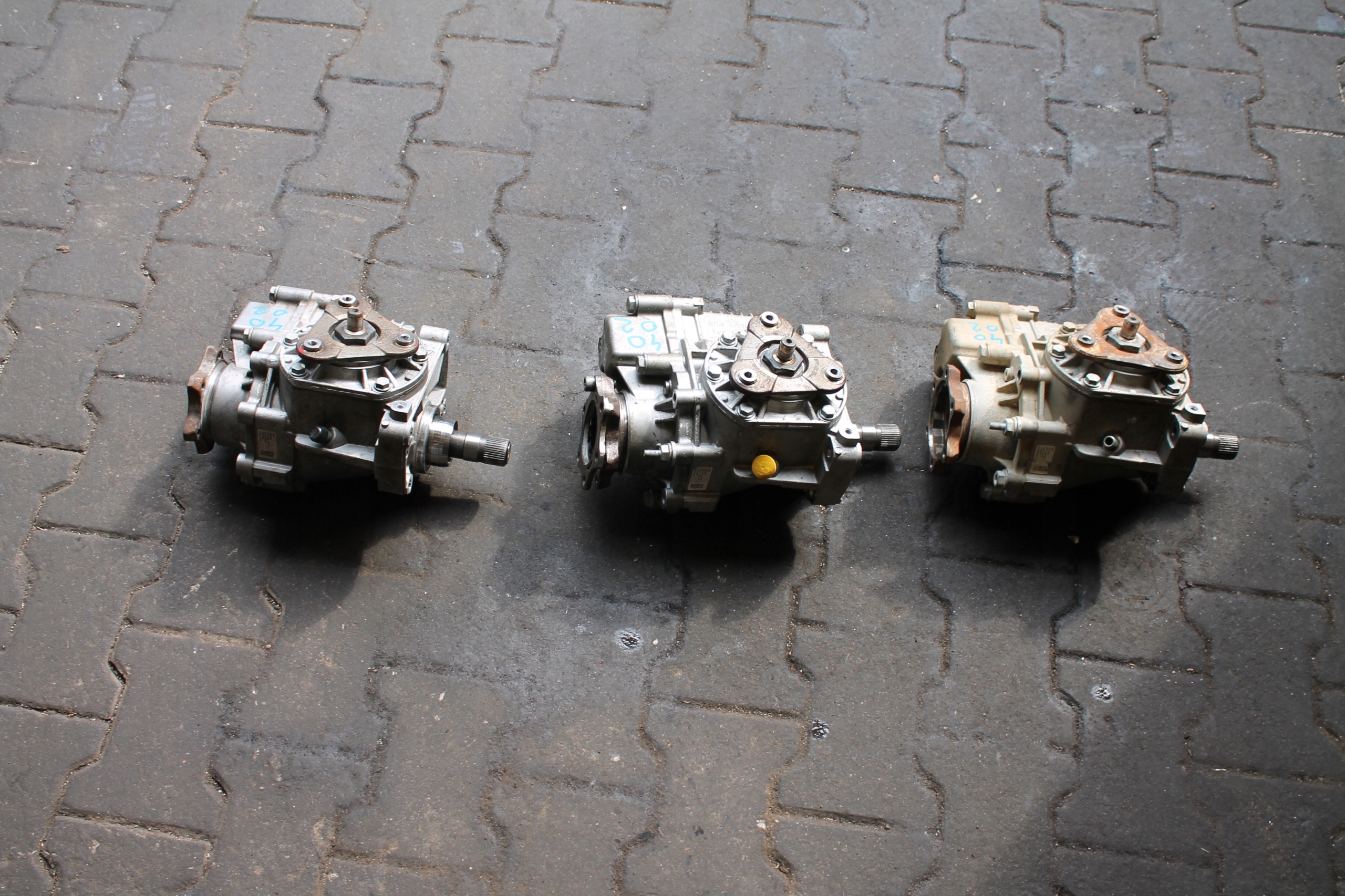 4002. REDUKTOR cambio ingranaggi VW SKODA 0FV409053B