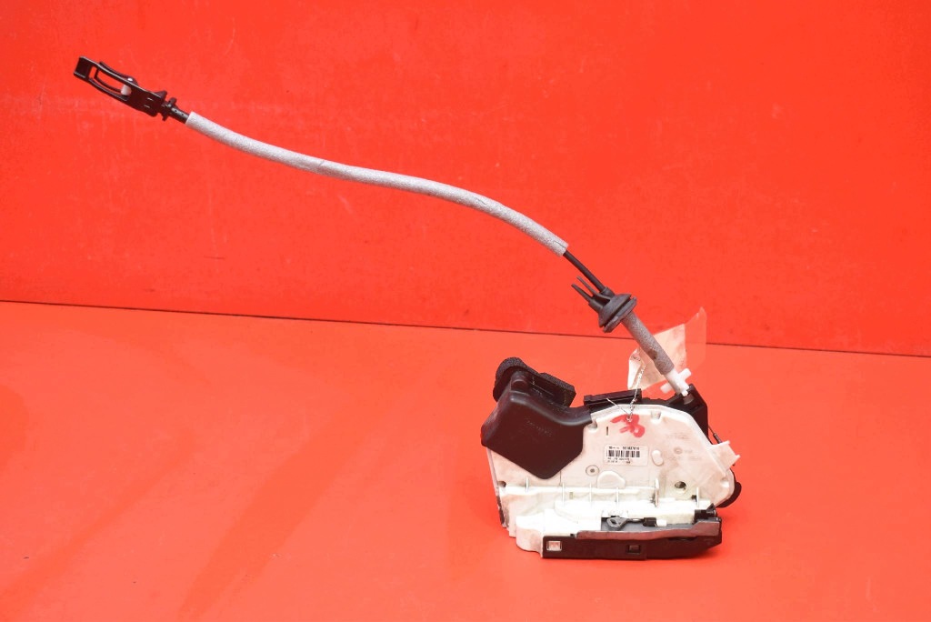 lock door right front front EU 5E1837016 VW PASSAT B8 14-19