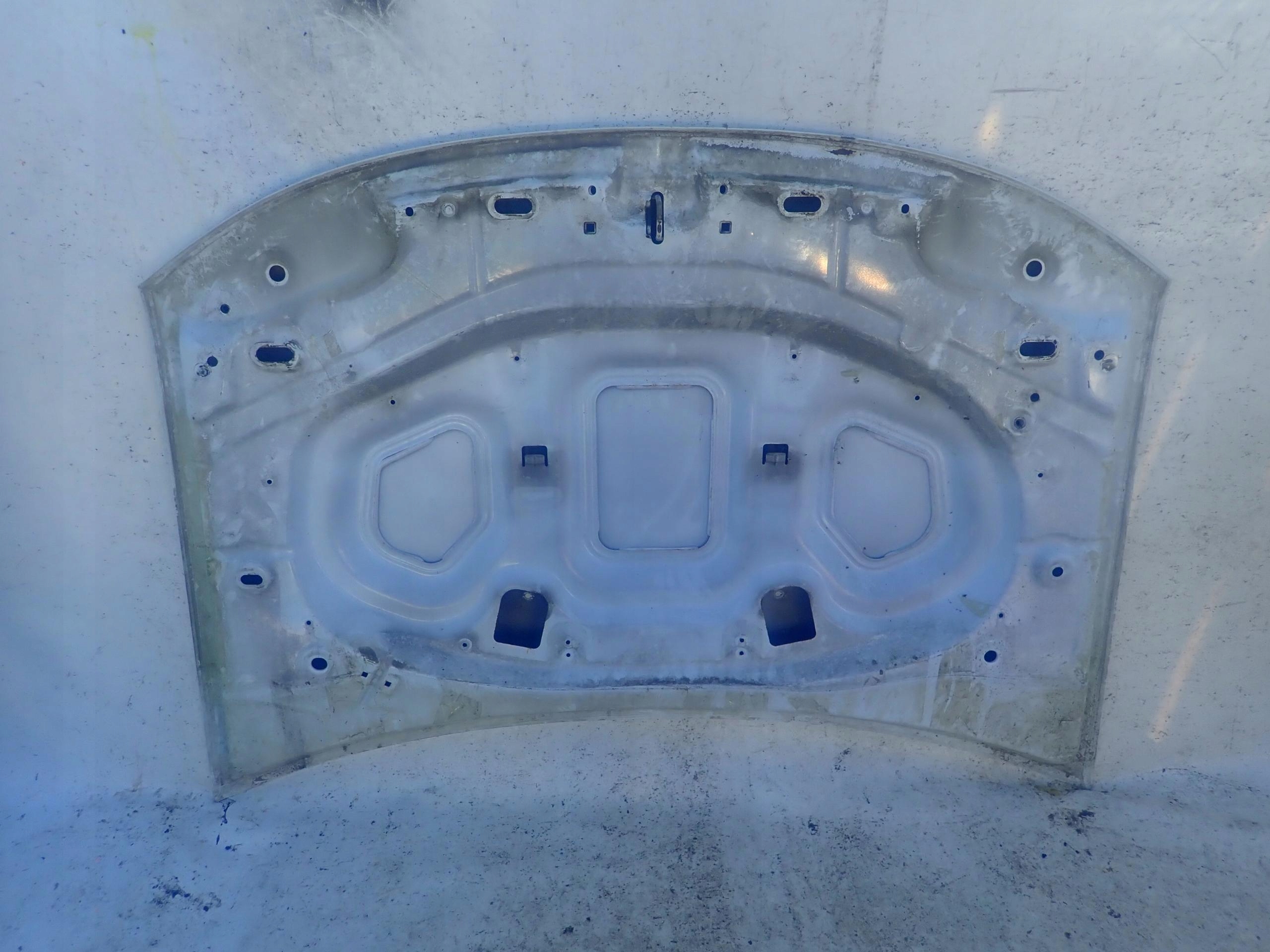 DACIA DUSTER 10-> bonnet