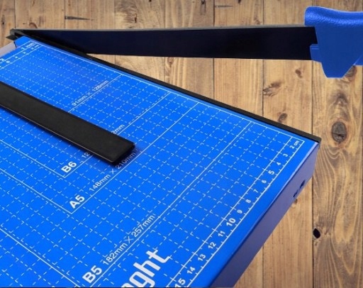 GILOTYNA PRECYZYJNA DO CIĘCIA PŁÓTNA KARTONU Kod producenta 500136