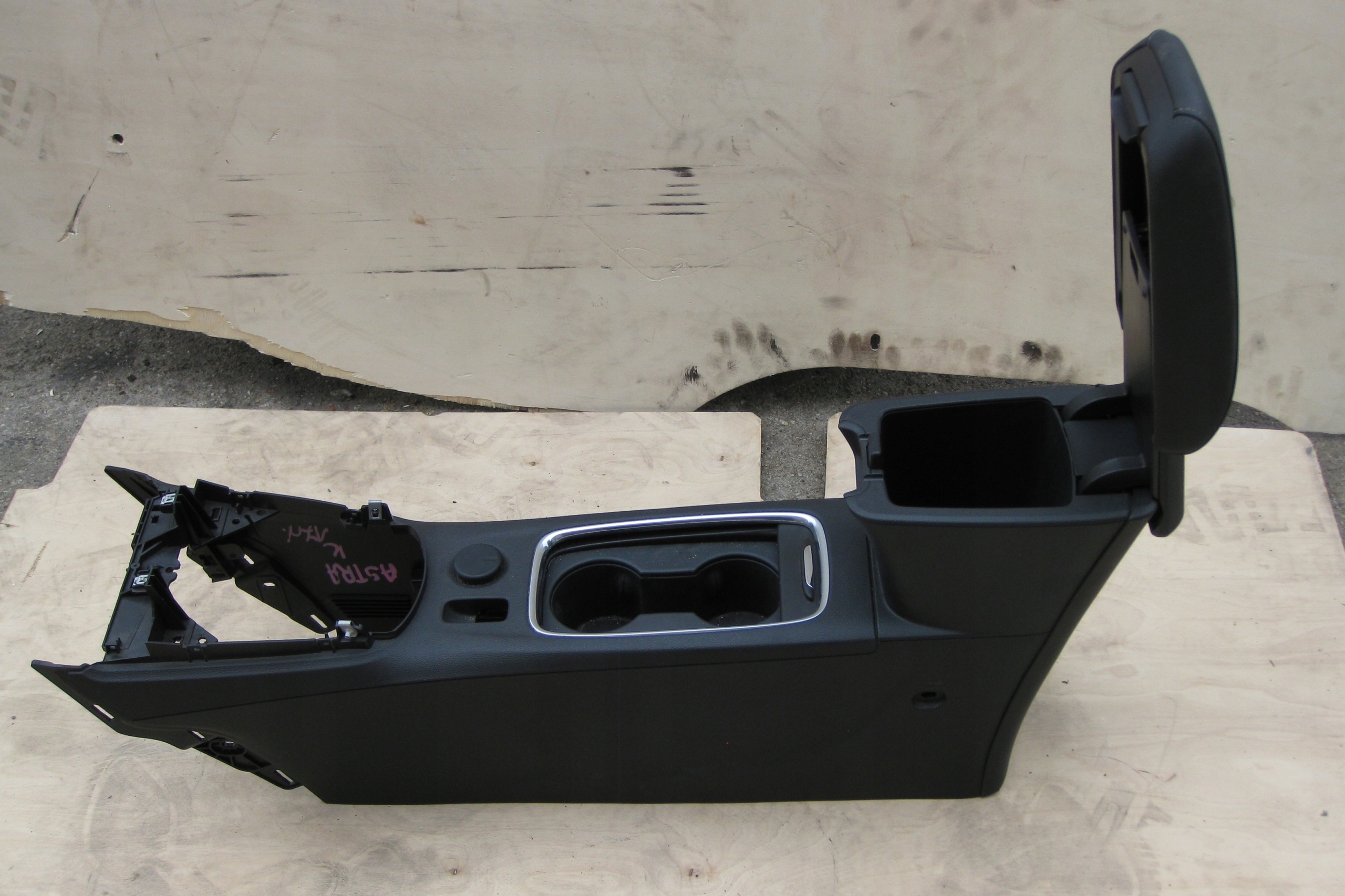 OPEL ASTRA K V KOMBI 15R armrest leather tunnel central