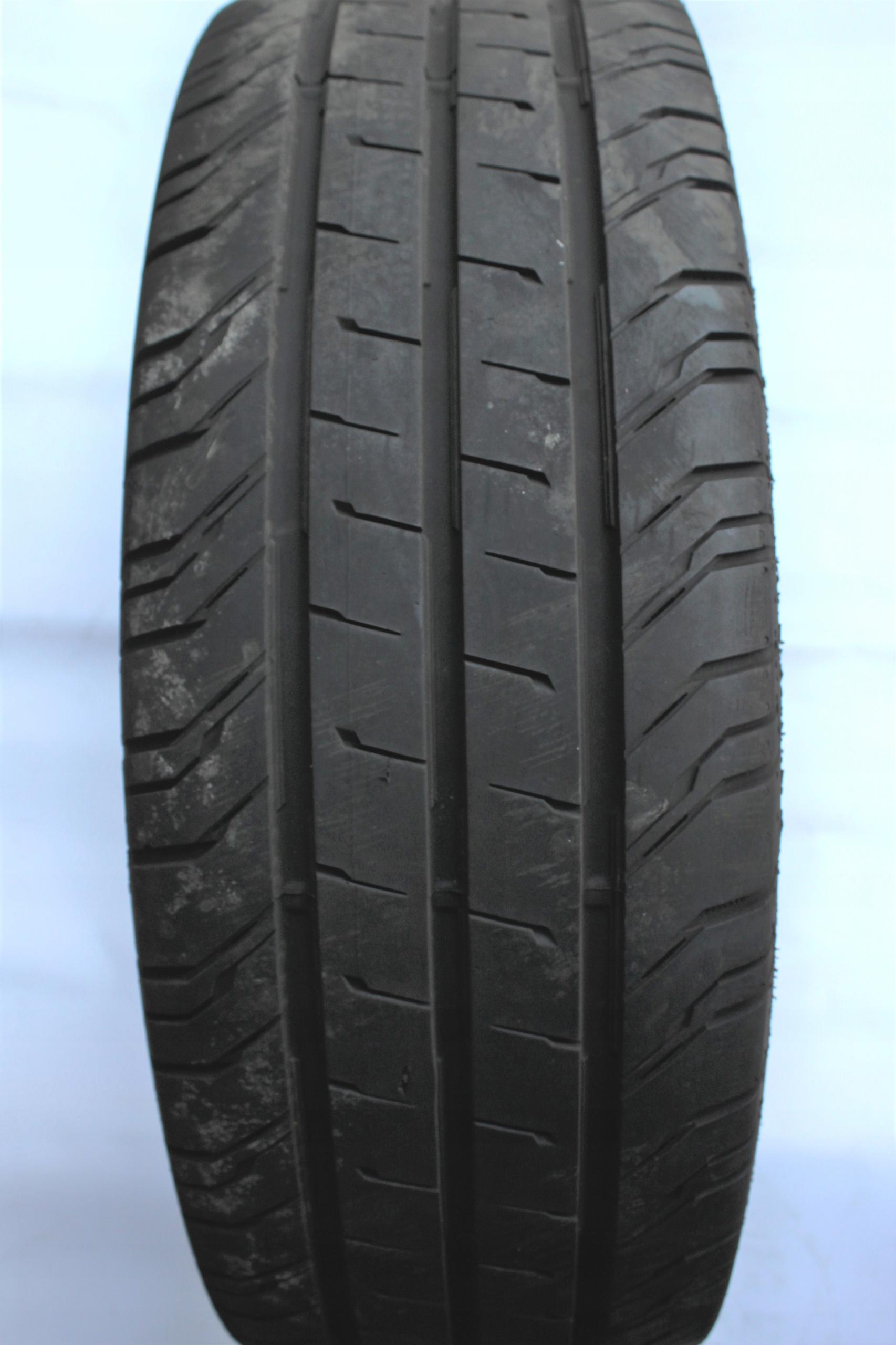 2x літо використовується 205 / 75R16C ContiVanConta.200 19R