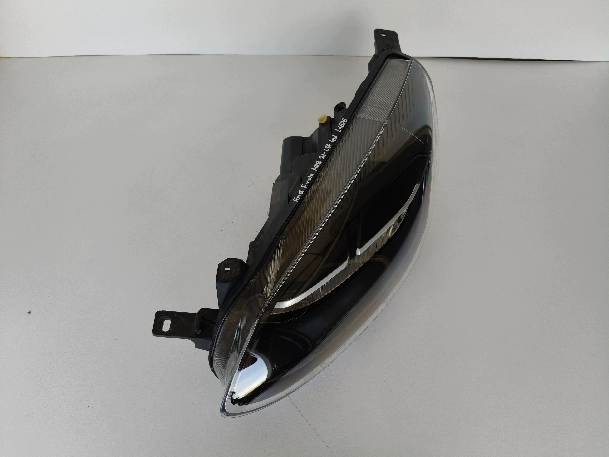 light left REFLEKTOR FORD FIESTA MK8 21- LIFT LED