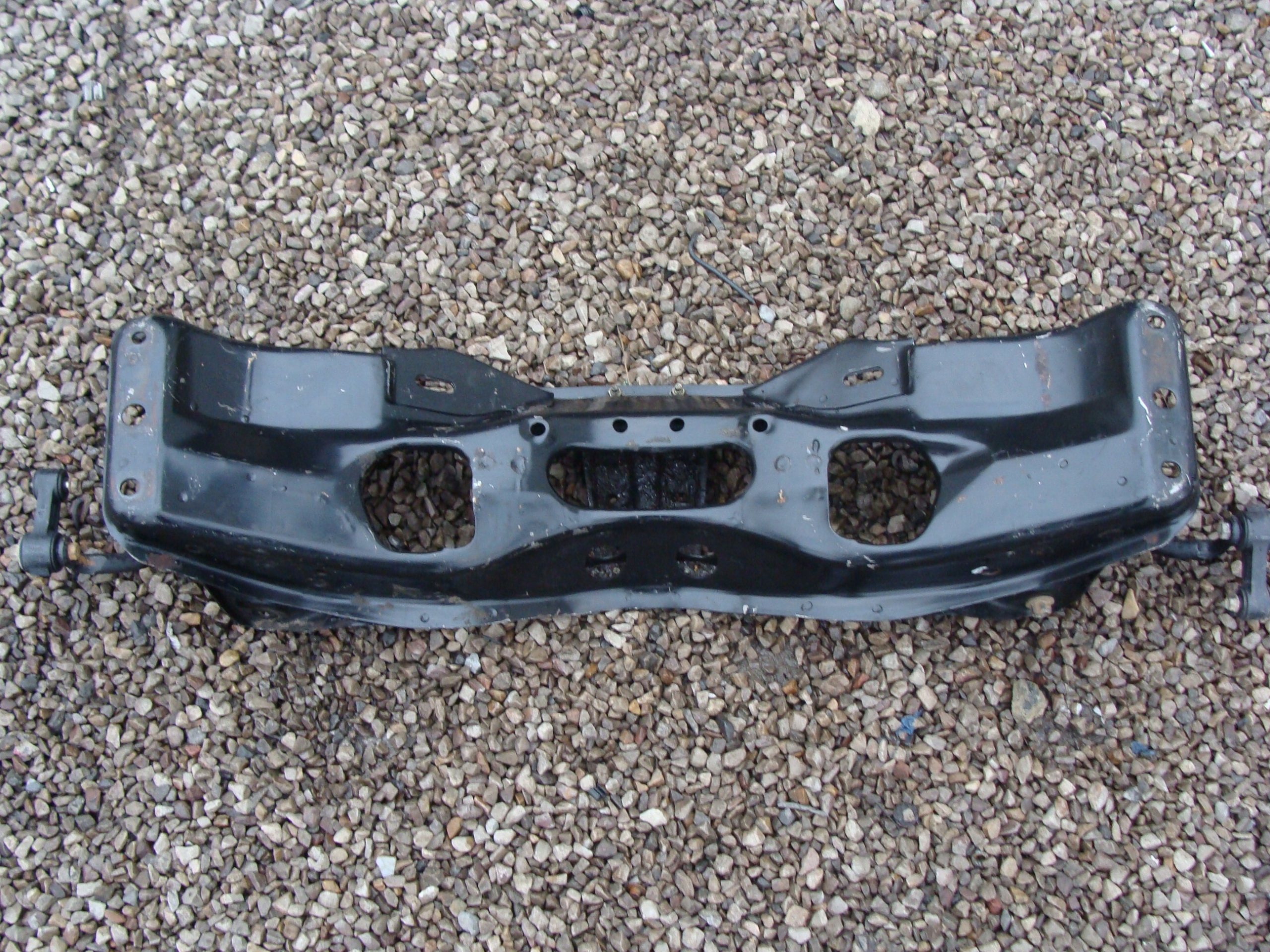 SANKI BELKA ZAWIESZENIA PRZÓD SUBARU FORESTER I !!