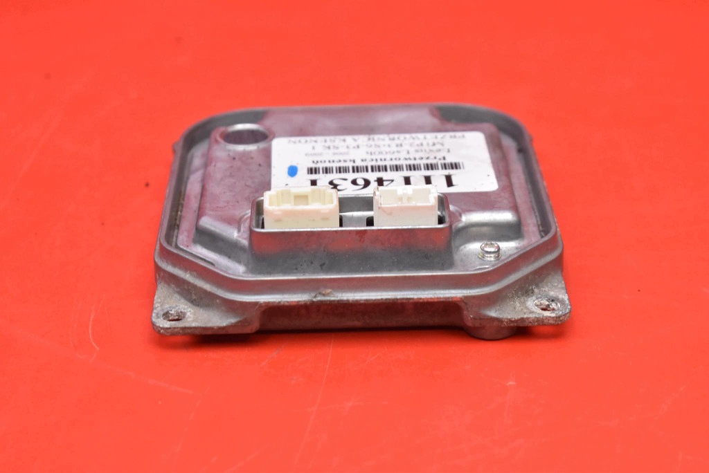 control unit module LED right 85967-50030 LEXUS LS 4 IV LS600H 06-09