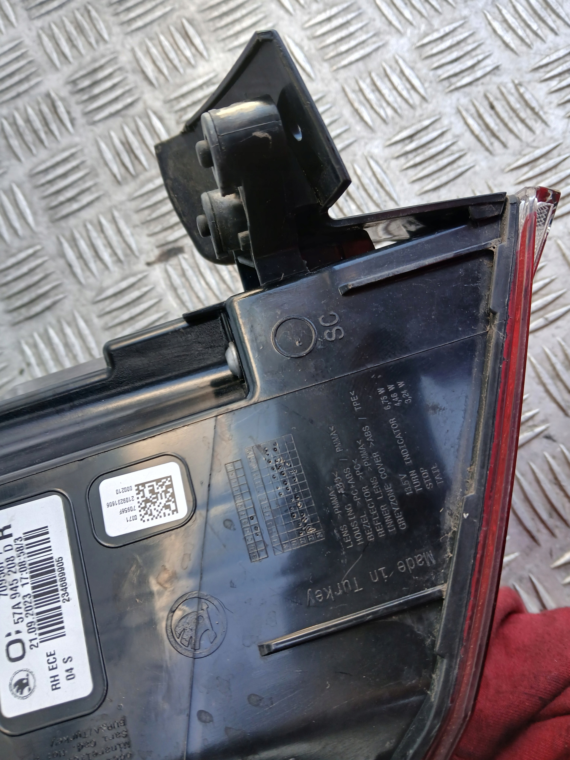 light right rear part rear Skoda Karoq 57a945208d