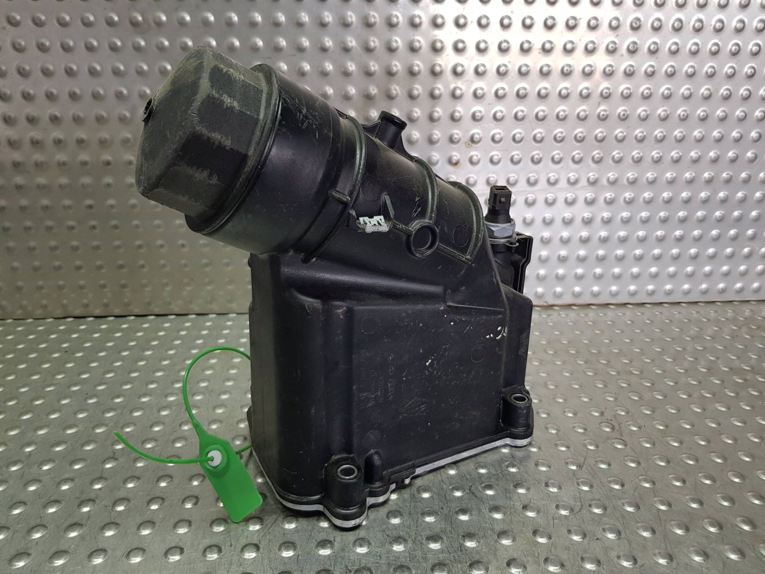 csomag szűrő olaj 7807799 BMW E90 E83 E87 E91 E60 E88 E92 E93 2.0D N47