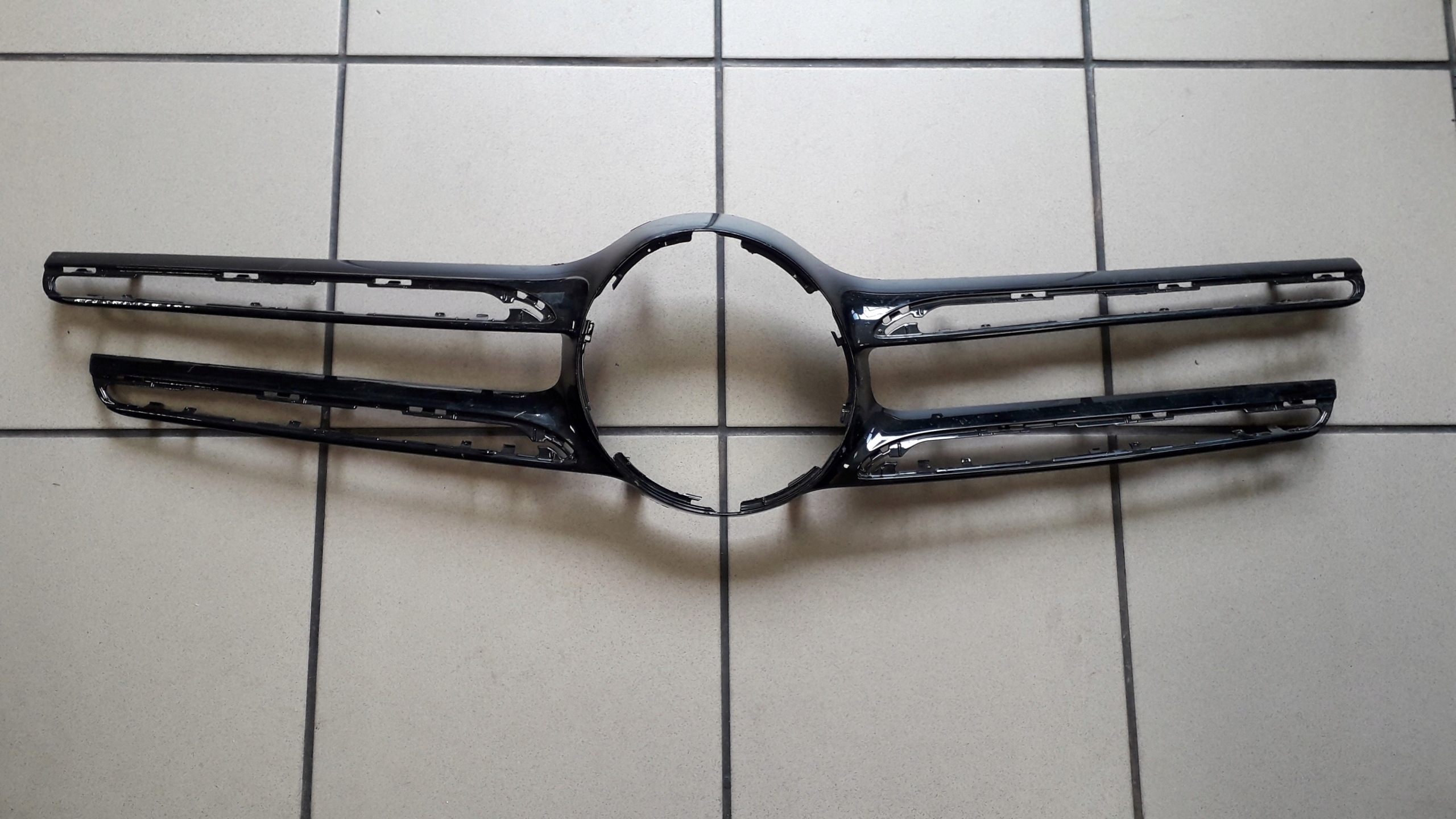 MERCEDES GLC W253 GRIL GRILL ATRAPA 2538882200