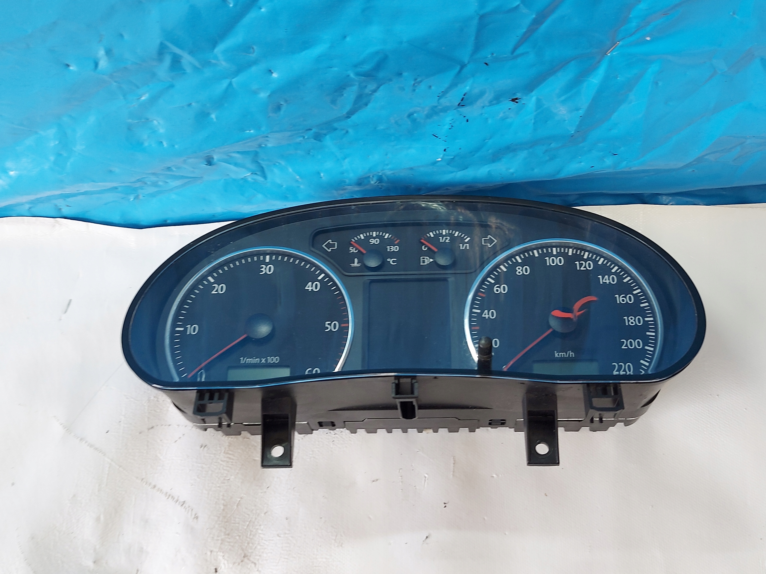 dials clock VW POLO 9N 1.9 TDI 6Q0920804M