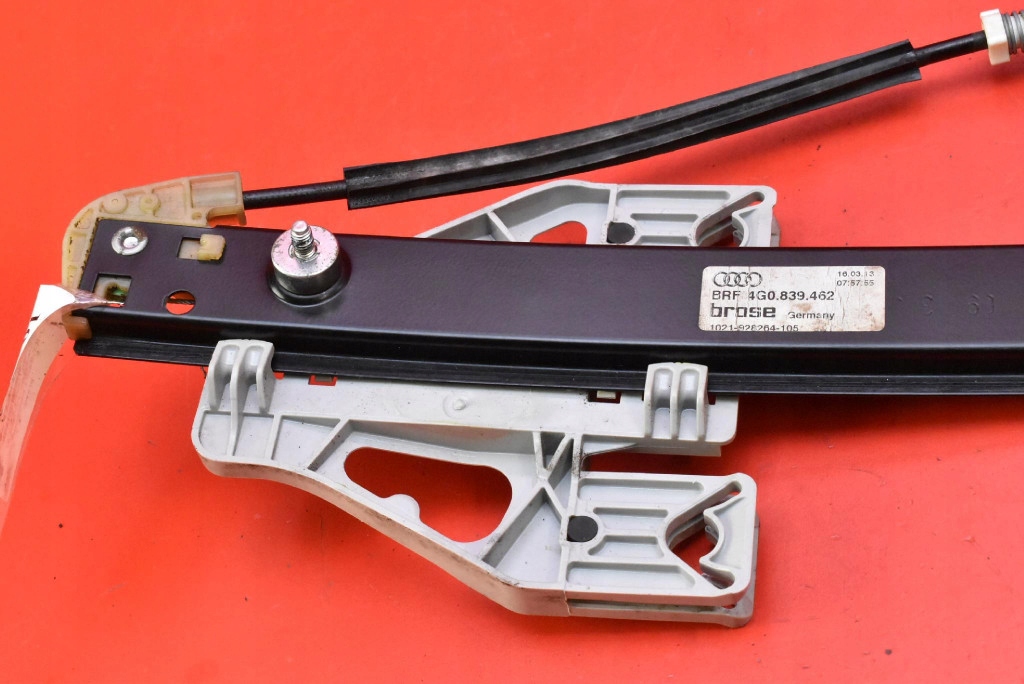 window regulator right rear part 4G0839462 AUDI A6 C7 KOMBI 10-14