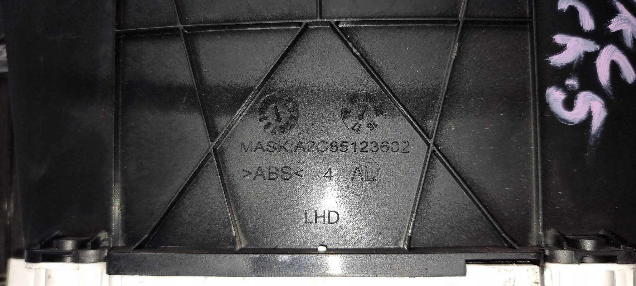 dials clock 85003AL610 SUBARU OUTBACK