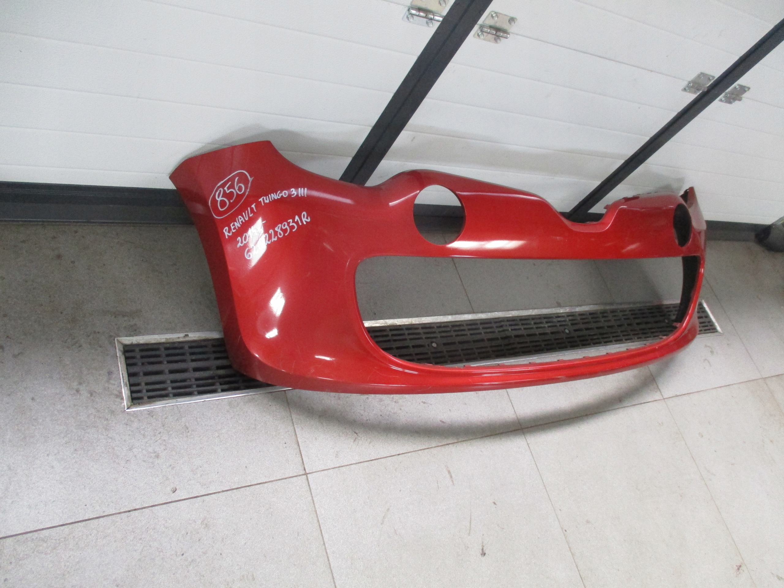 bumper front Renault Twing 3 III 2014r- 620228931R