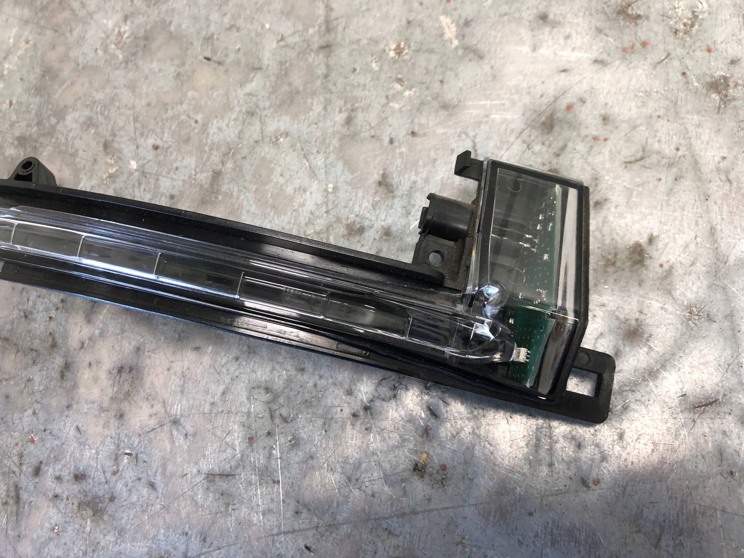indicator mirrors right AUDI A4 B8 8K0949102E