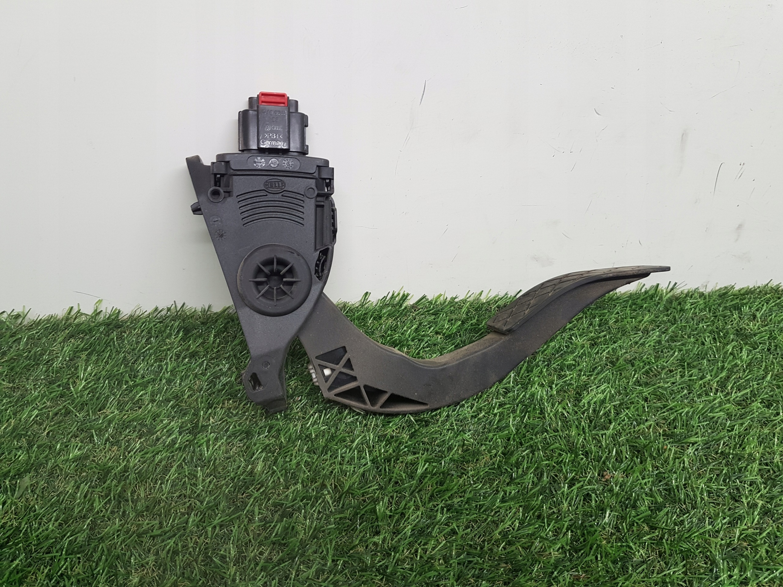 Gaspedal AUDI A6-C7 8K1723523A