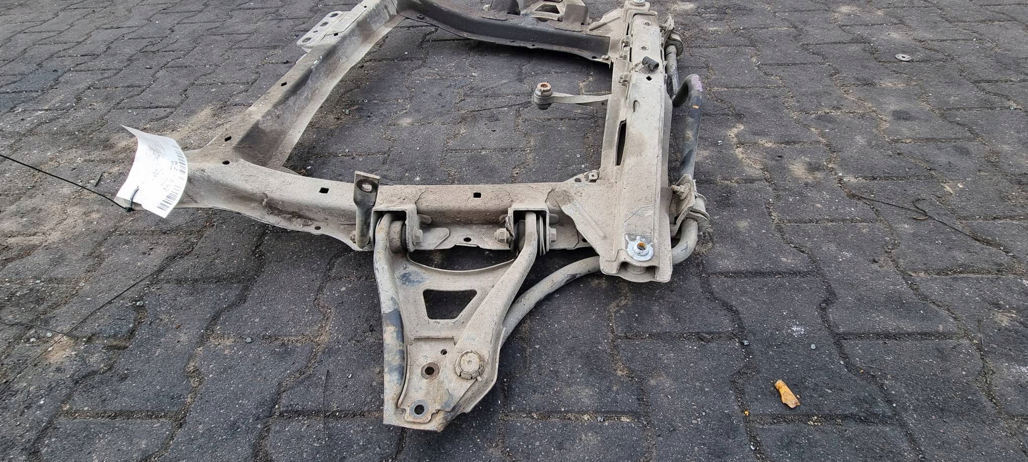 axle beam front 1.2 RENAULT CLIO II