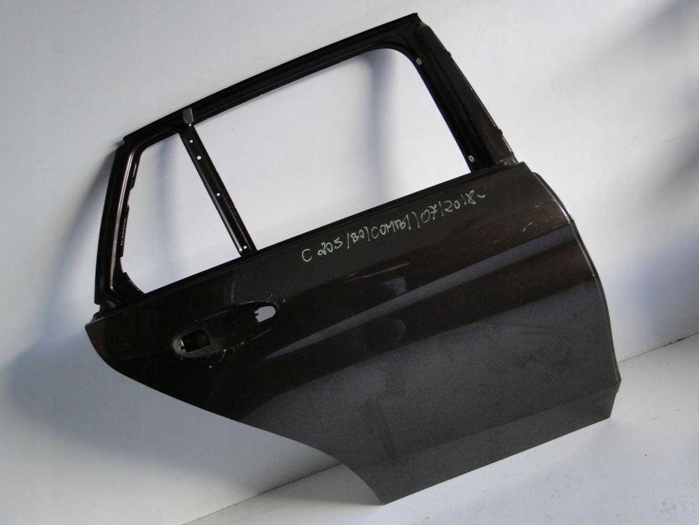 MERCEDES C KLASA W205 205 KOMBI DRZWI PRAWE TYLNE Strona zabudowy tył - prawa