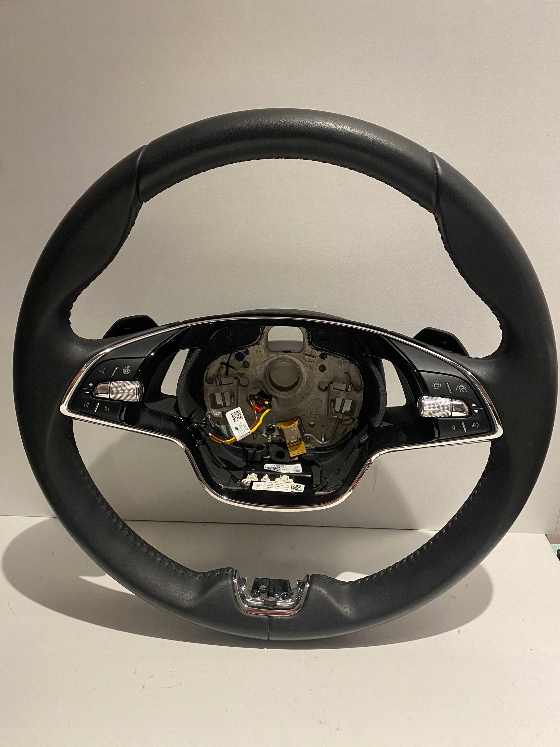 SKODA OCTAVIA 4 KODIAQ KIEROWNICA SKÓRA 5E3419093