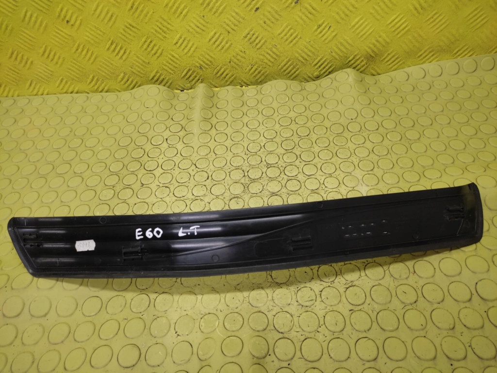 BMW E60 moulding threshold left rear part 51477034305