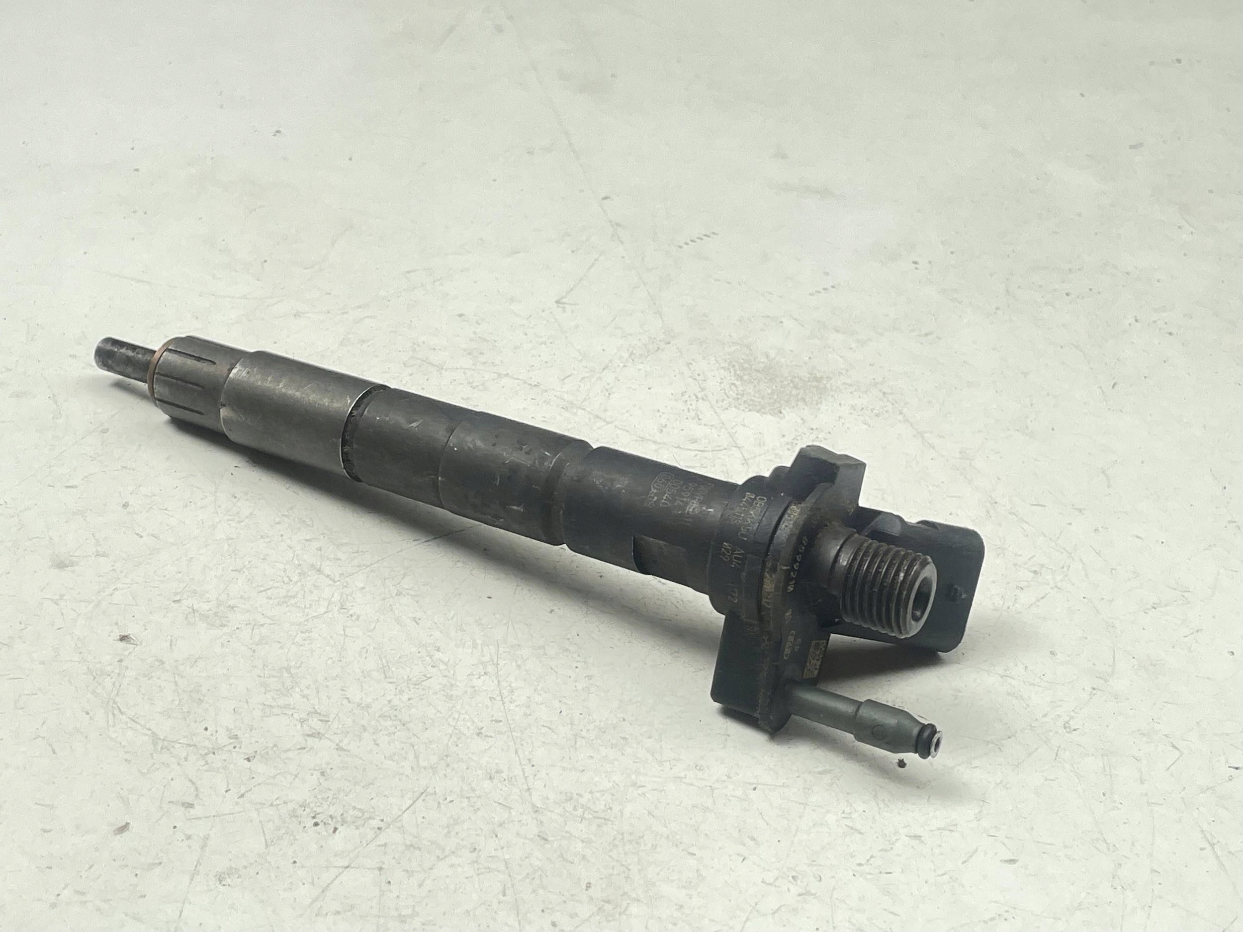 BMW 840D 3.0D injector 0445118029 8599210 !J