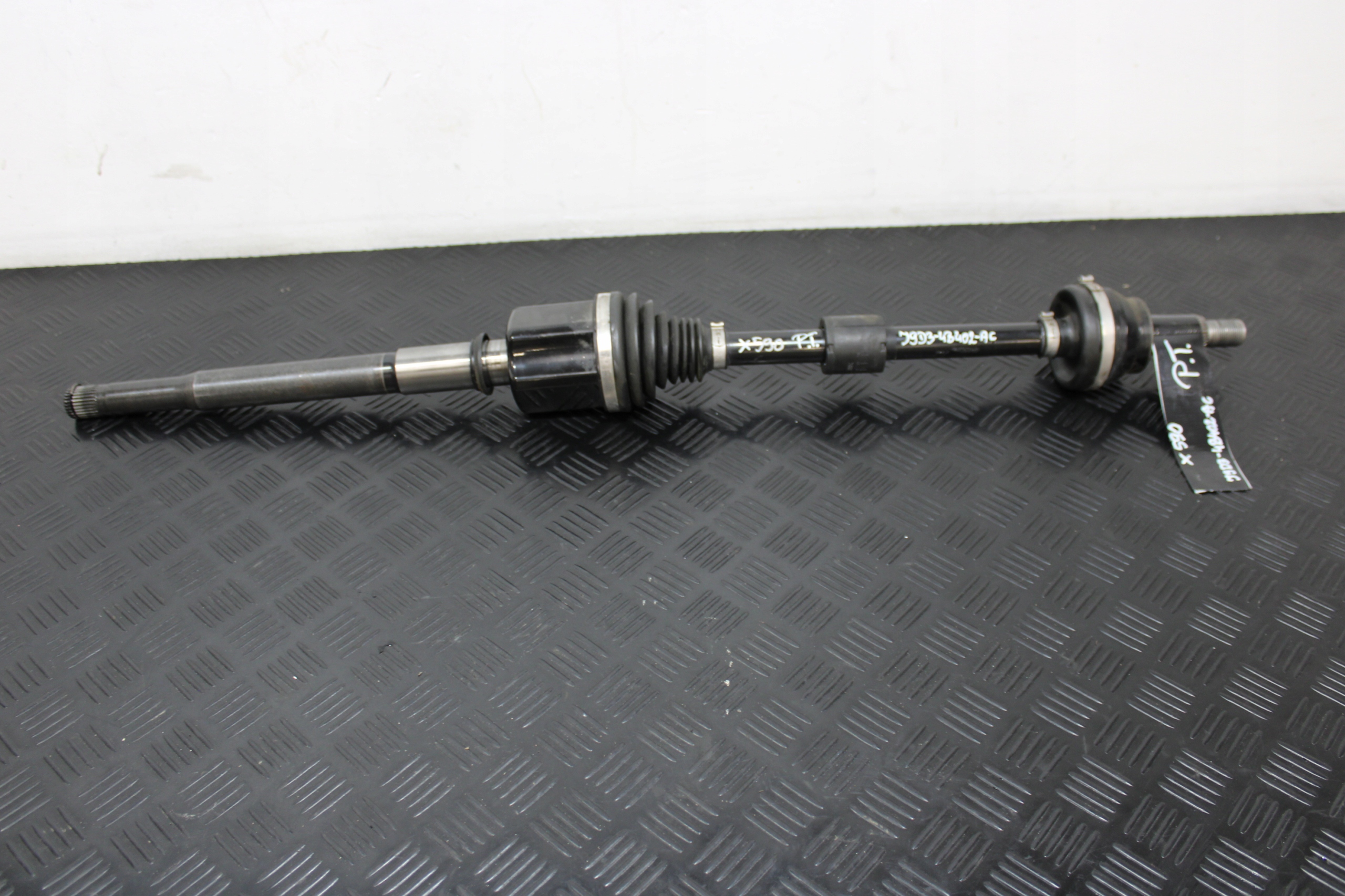 semi-axis semi-axis right rear part J9D3-4B402-AC JAGUAR and-PACE X590 EV400