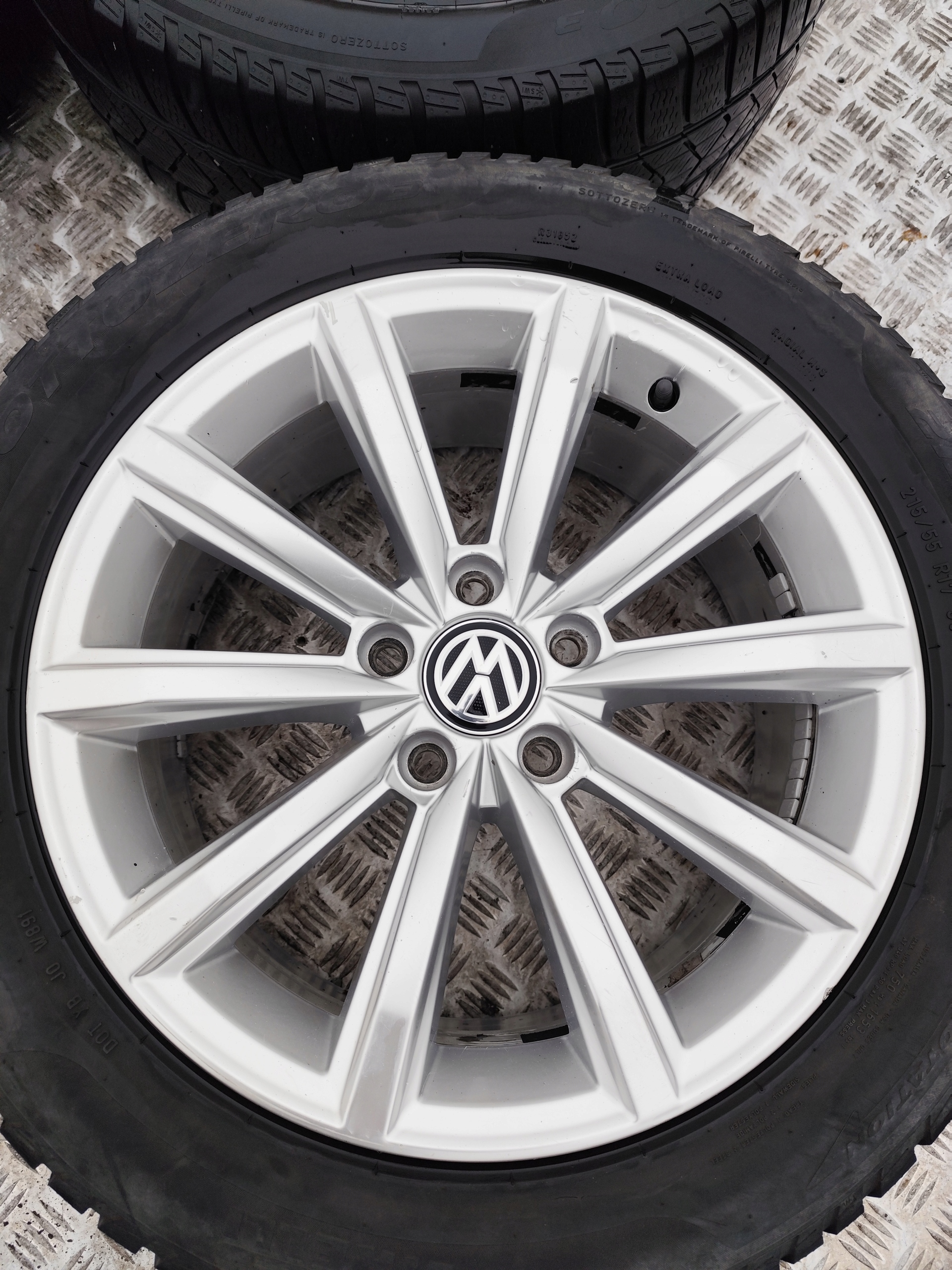 VW PASSAT B8 wheels ALU discs 215/55/17