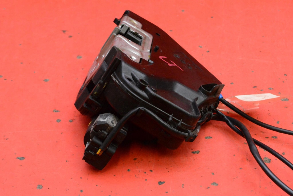 lock door left rear part rear MERCEDES CLS C219 04-08