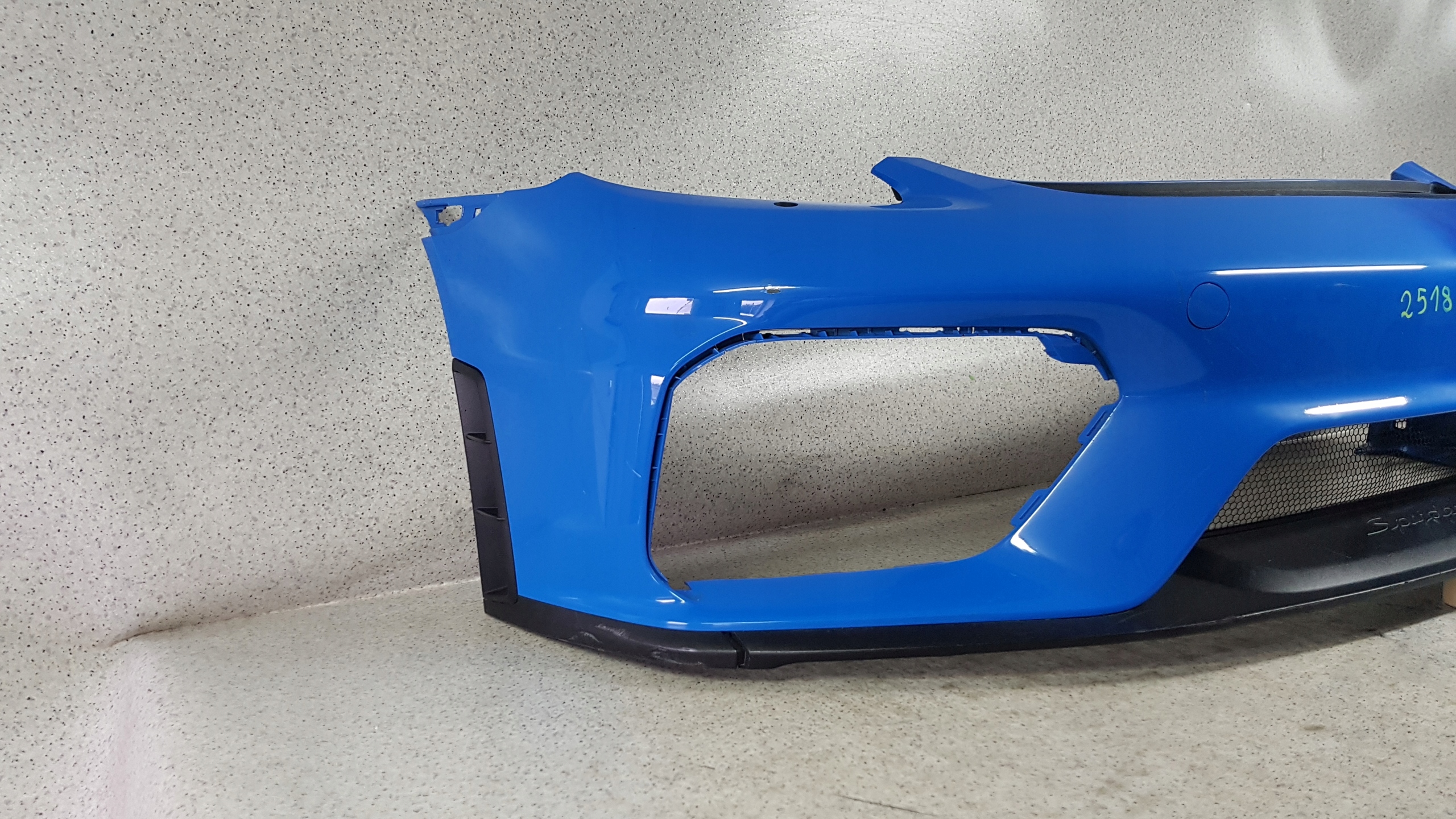 PORSCHE 718 BOXTER CAYMAN 982 GT4 SPYDER bumper front 2518