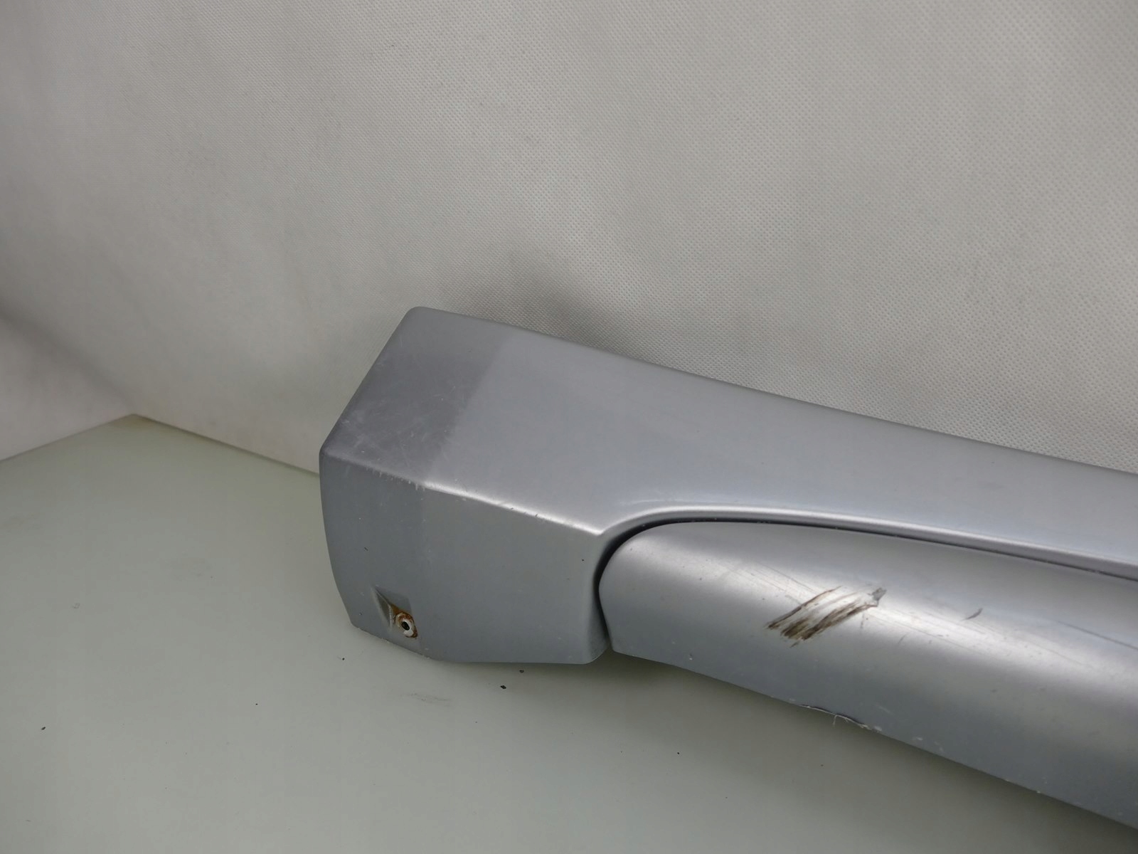 MITSUBISHI OUTLANDER and LIFT moulding threshold left colour A31 MN175065