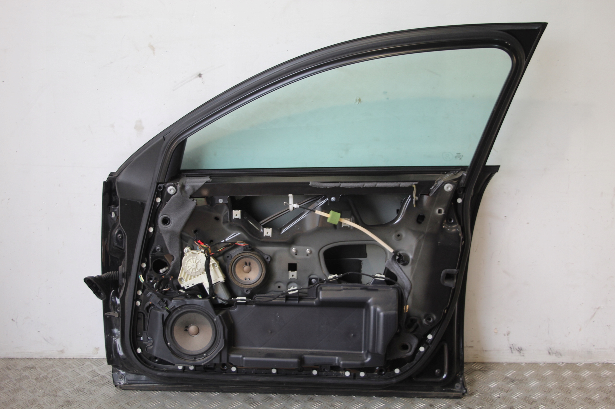 door right front front AUDI A6 C6 4F0 4F9 LIFT