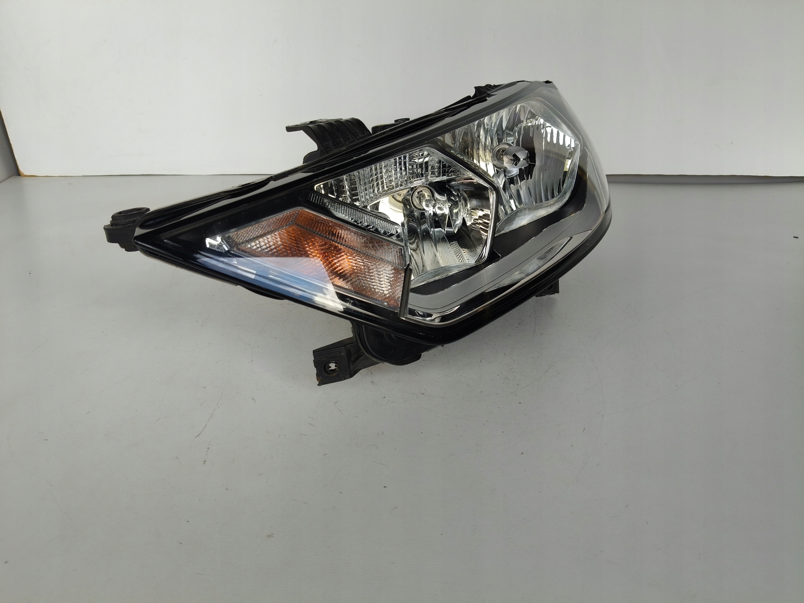 Licht links REFLEKTOR AUDI A1 II 82A 18