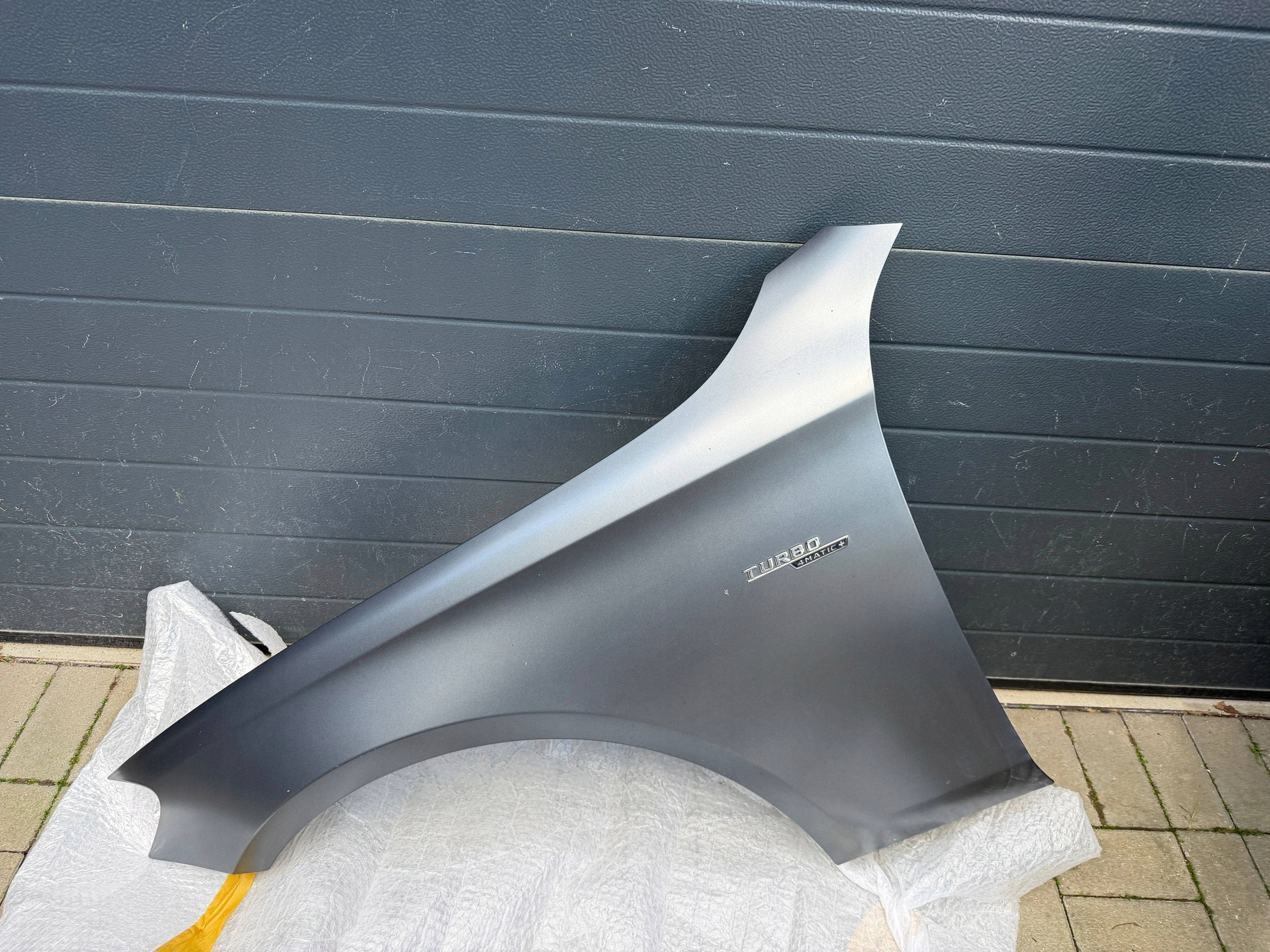 Mercedes E W213 fender left front front