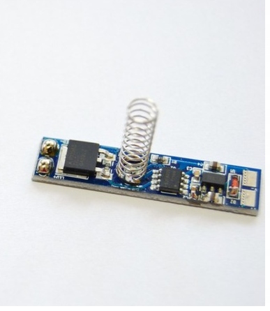 WŁĄCZNIK DOTYK sprężynowy 5A do PROFILI taśm LED Marka LED-ONE