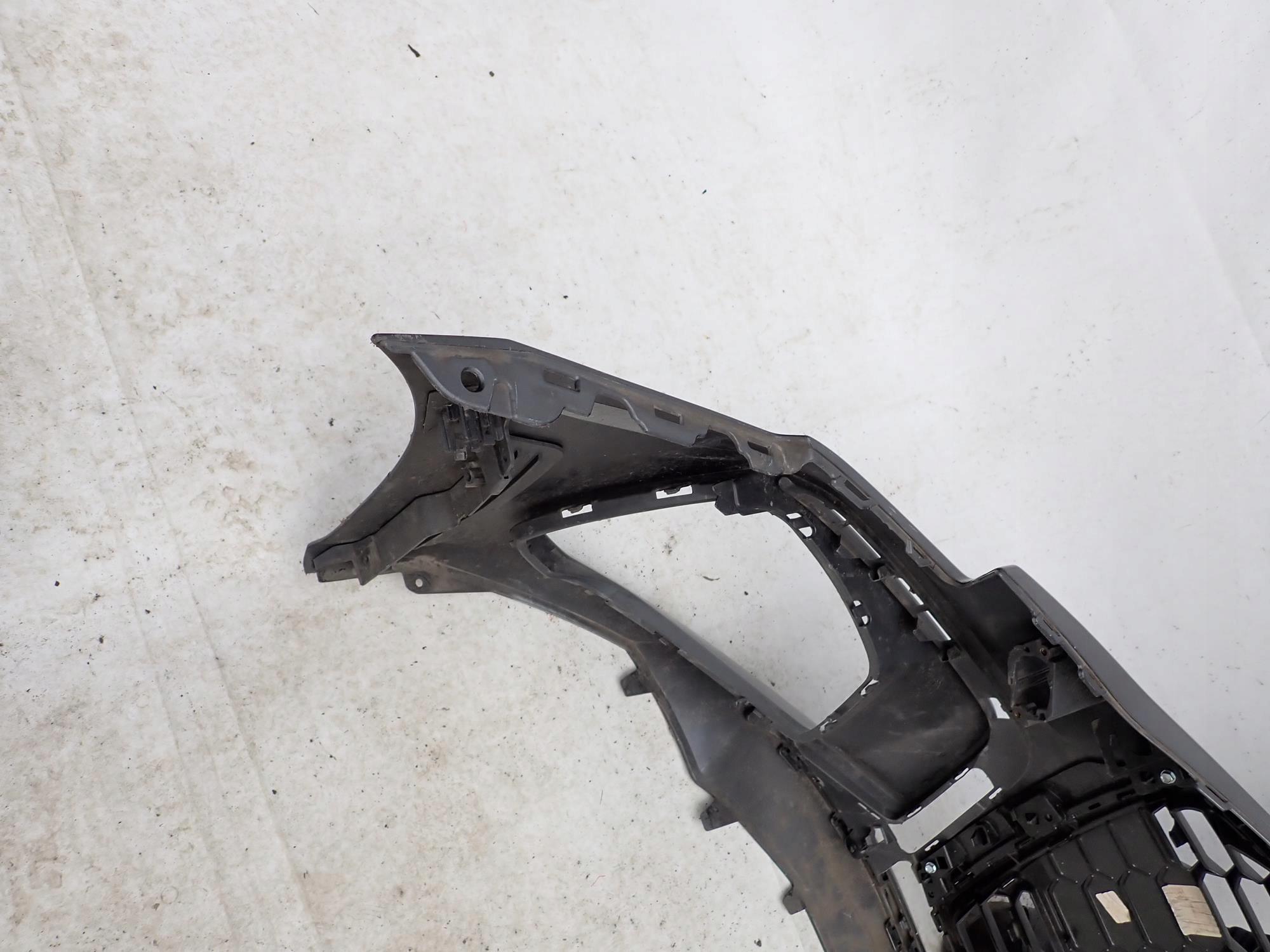 AUDI A3 IV 4 8Y S-LINE 20-24 bumper front front washer PDC