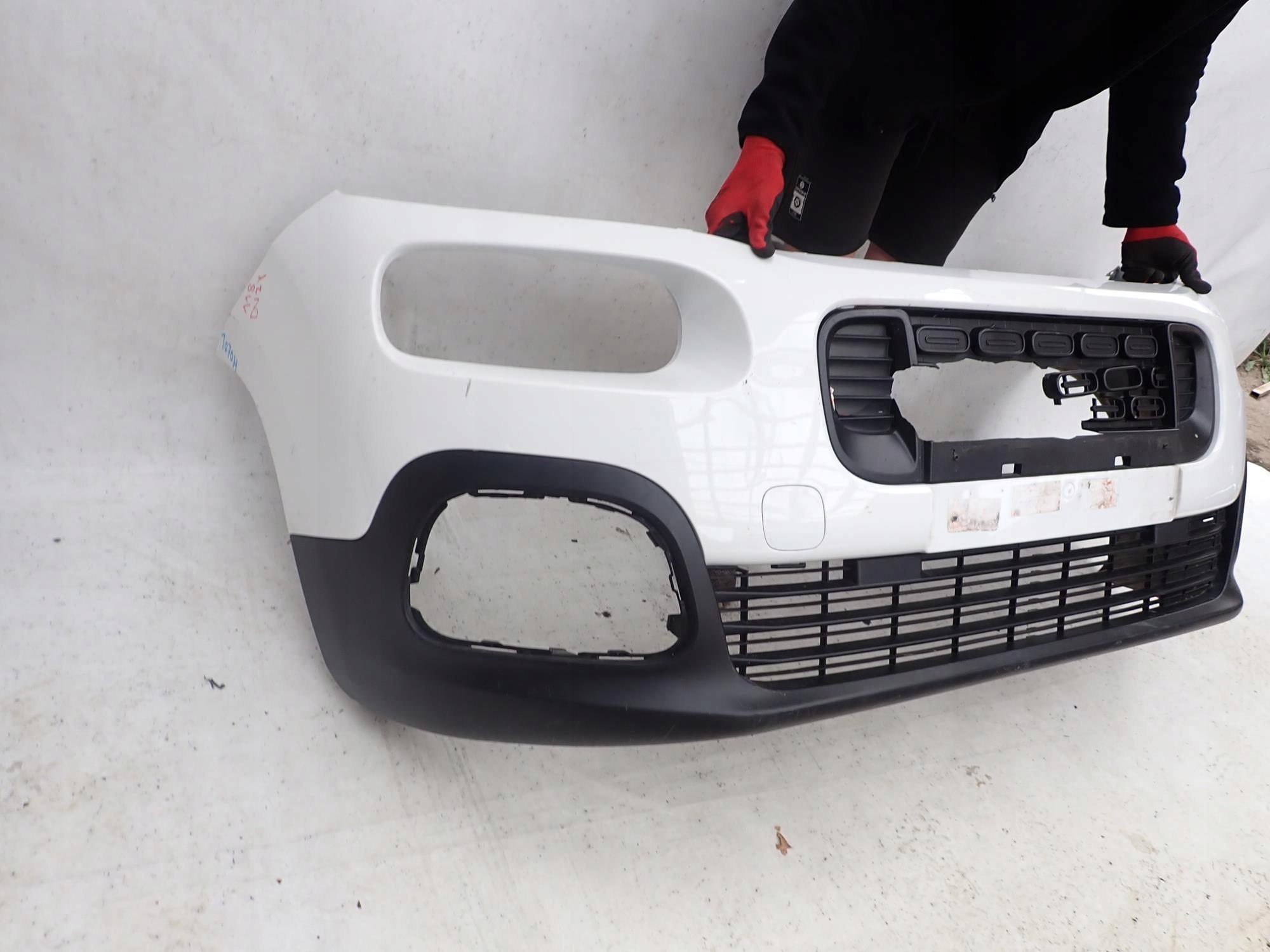 CITROEN BERLINGO III 3 18-23 nárazník předek přední