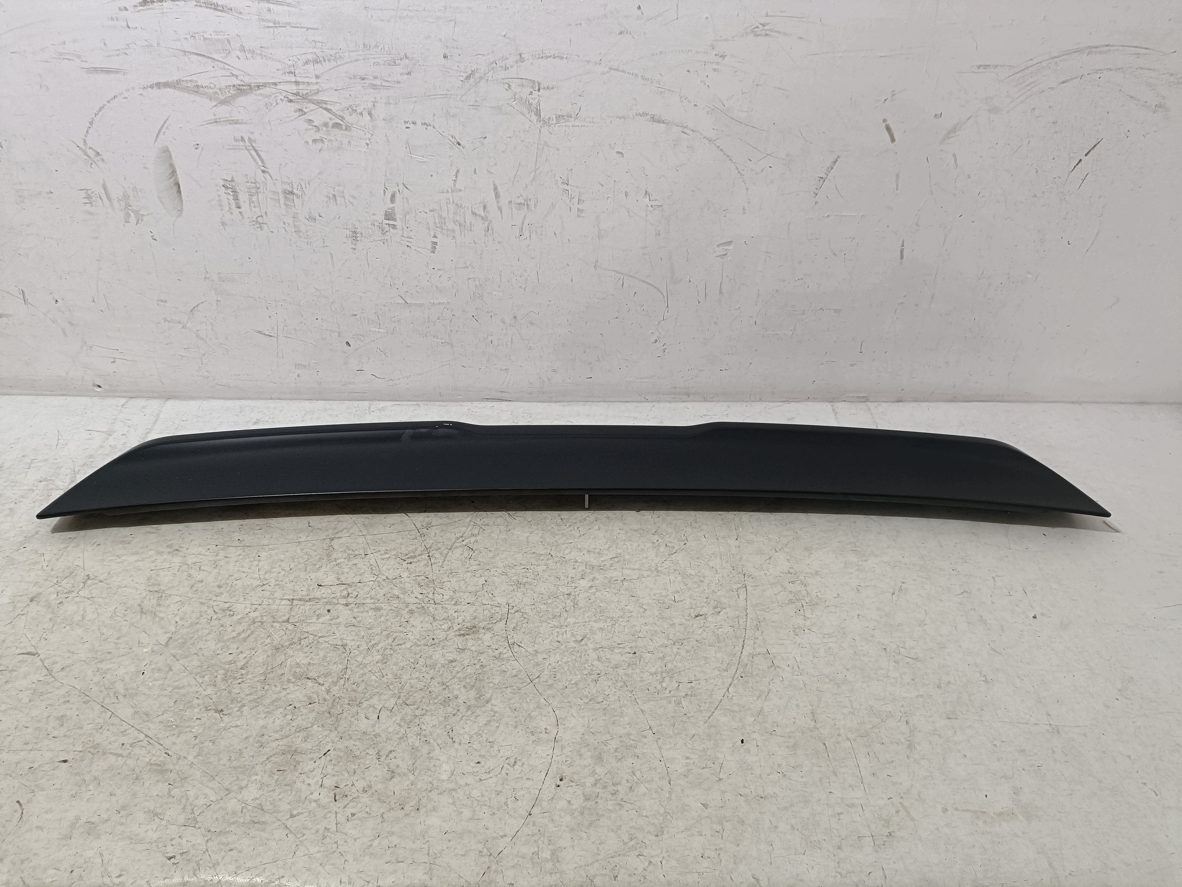 DODGE CHALLENGER 2019- SPOILER LOTKA bonnet rear part below KAMERE