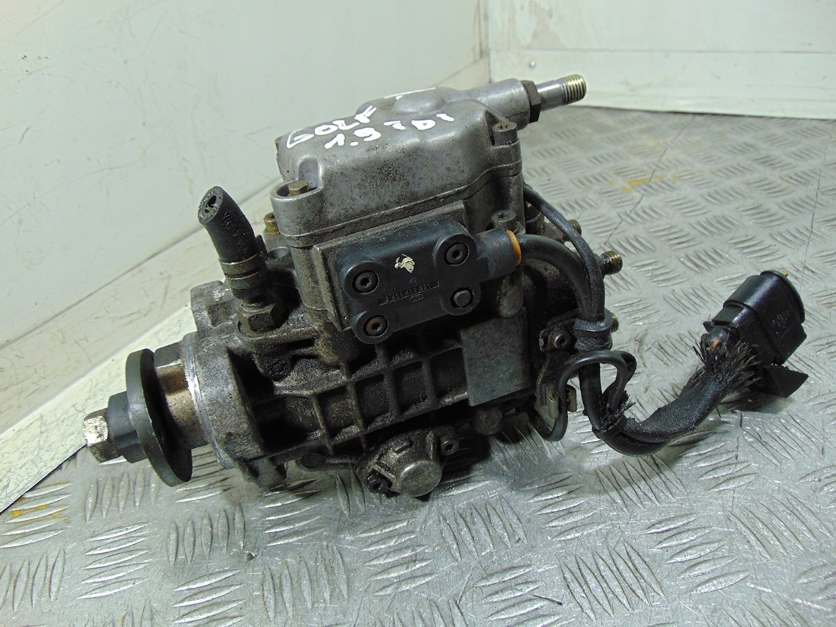 POMPA WTRYSKOWA VW GOLF IV 038130107D 0460404977 1.9 TDI