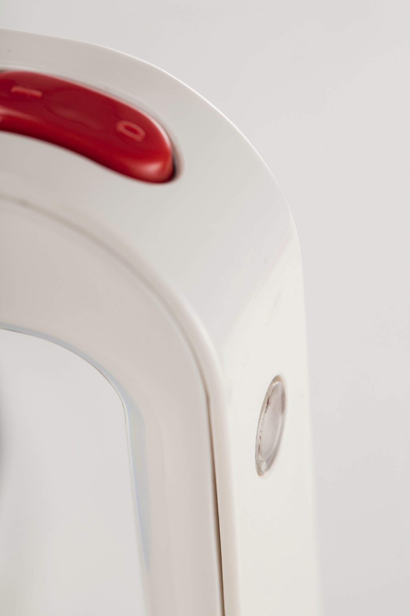 BODUM Bistro Elektryczny Czajnik 2200W 1L Automatyczne Wyłączanie Kremowy — miniatura 5