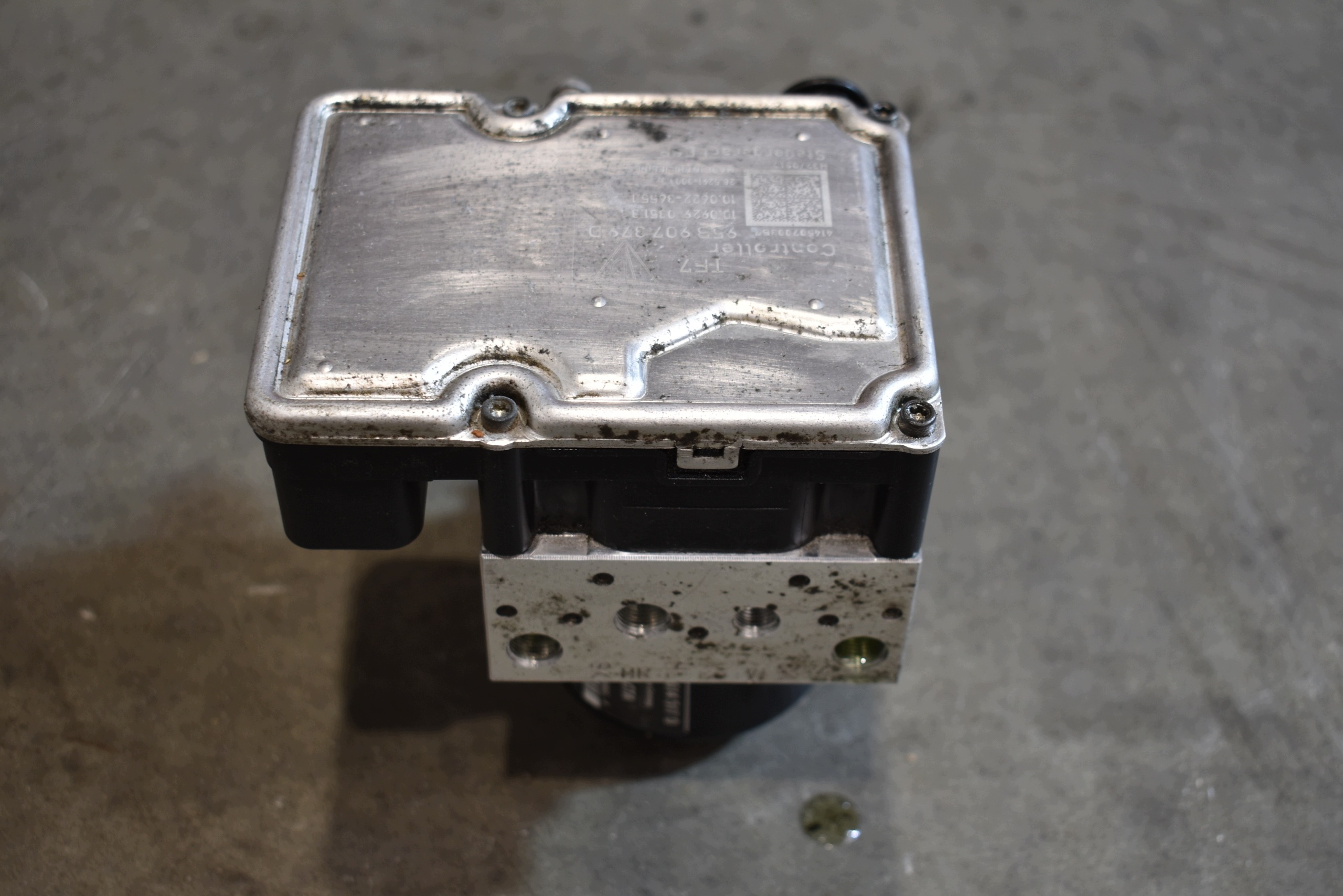 perfect condition brake booster control unit ABS PORSCHE MACAN