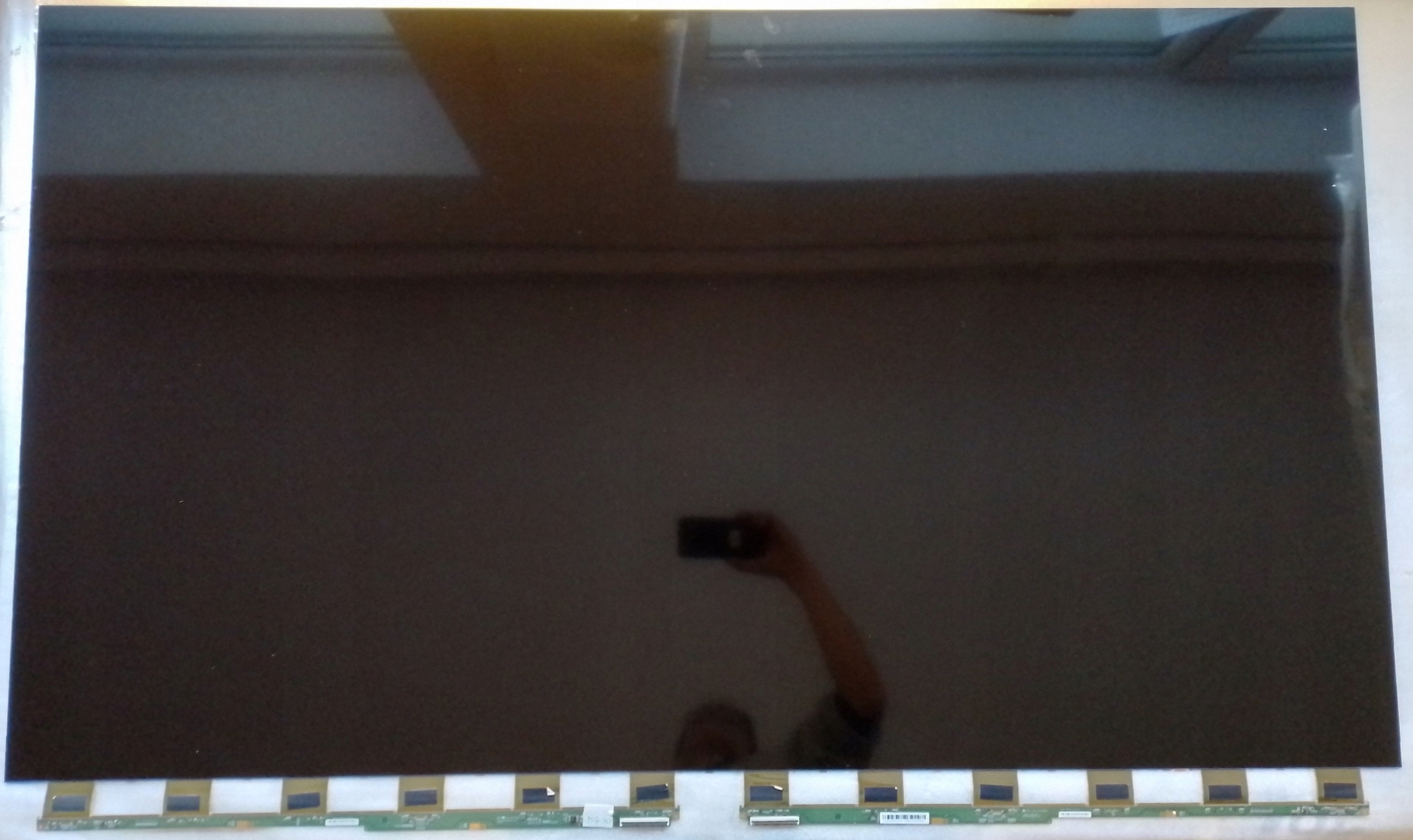 SZYBA 58'' Ekran-CC580PV5D UHD 4K Stan opakowania otwarte